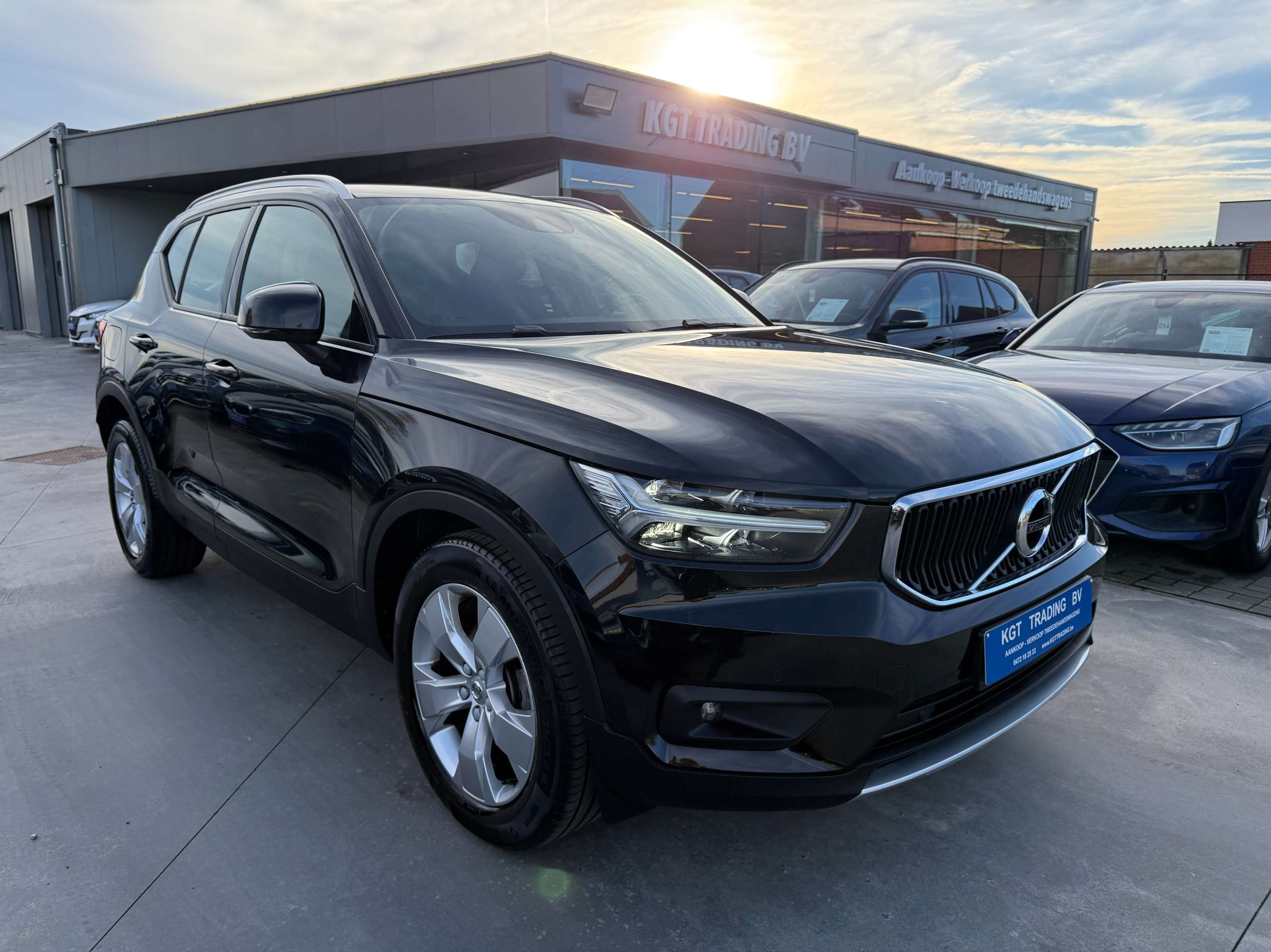 041bf0ad-8eb7-4300-961d-7f6895ef19893-volvo-xc40-1-5-t2-129pk-navigatie-camera-full-led-carplay-pdc.jpg