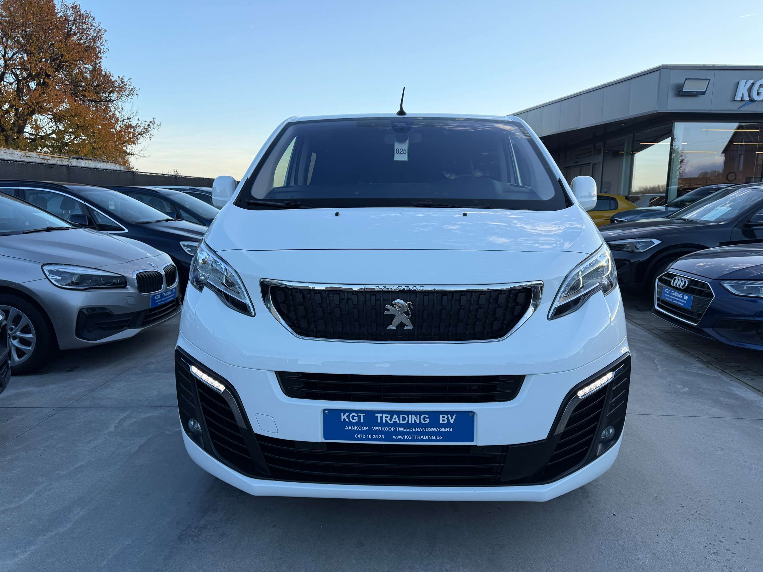 568b7690-26ad-4d5d-b5ce-a11dae43d3482-peugeot-expert-2-0-bluehdi-6-zit-automaat-navi-camera-carplay-pdc.jpg