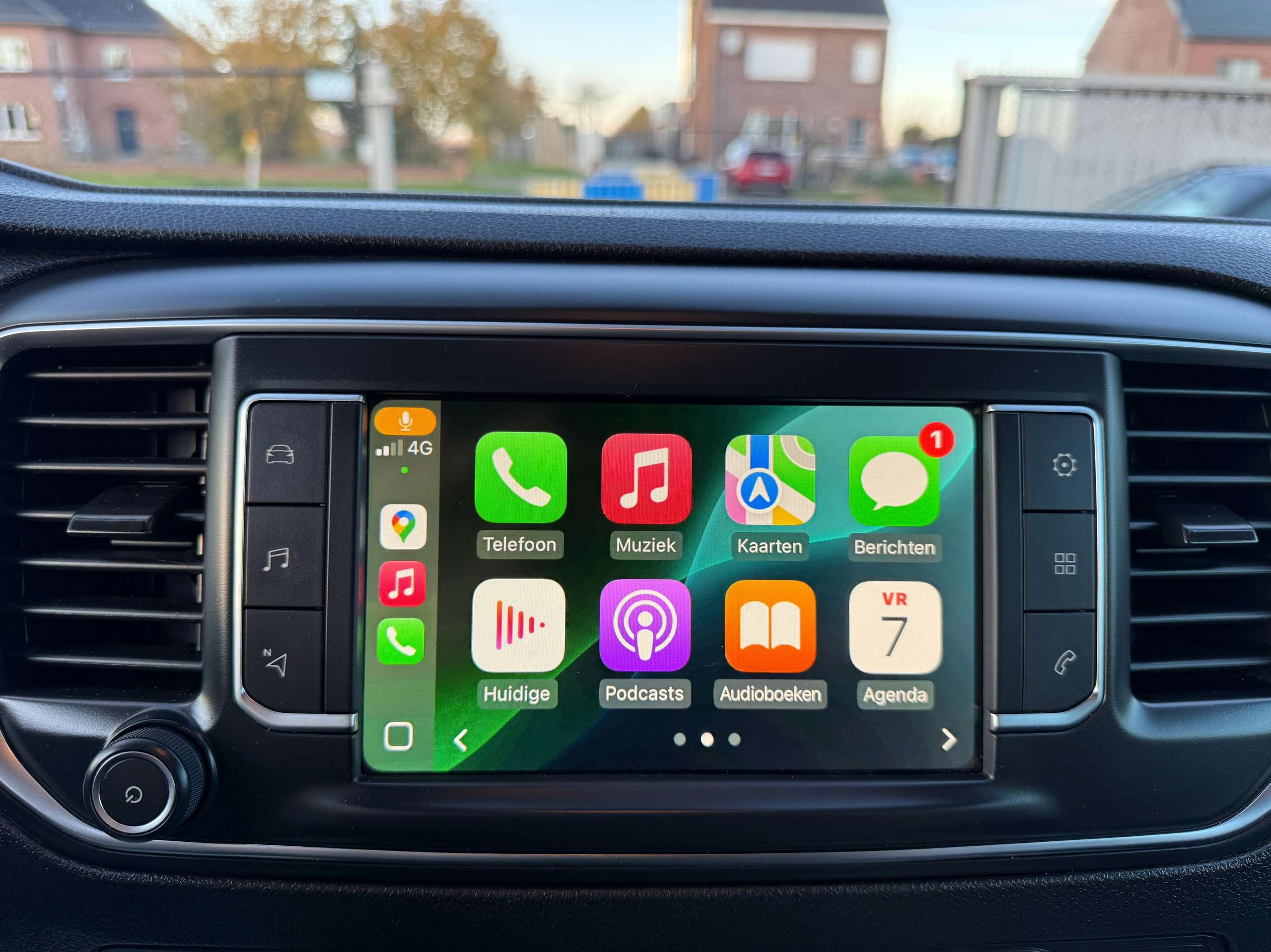 568b7690-26ad-4d5d-b5ce-a11dae43d34823-peugeot-expert-2-0-bluehdi-6-zit-automaat-navi-camera-carplay-pdc.jpg