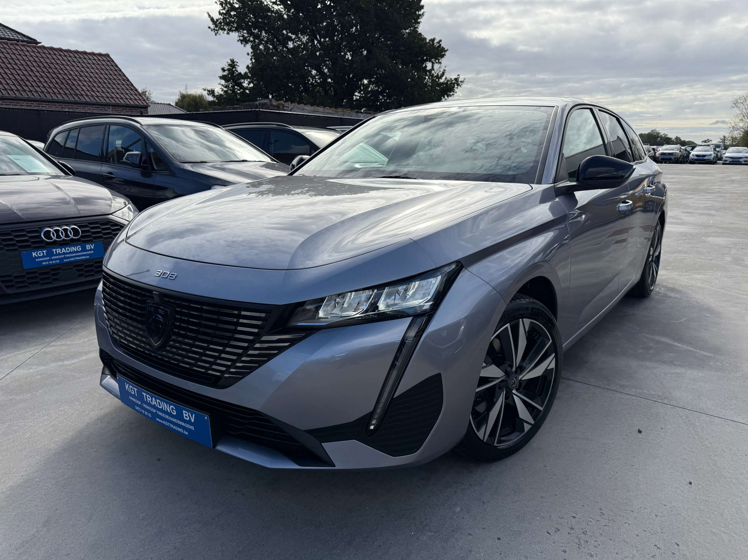 727c905d-5428-44b0-b594-a6b0bb1e5b5d1-peugeot-308-1-2i-automaat-allure-leder-camera-full-led-navi.jpg