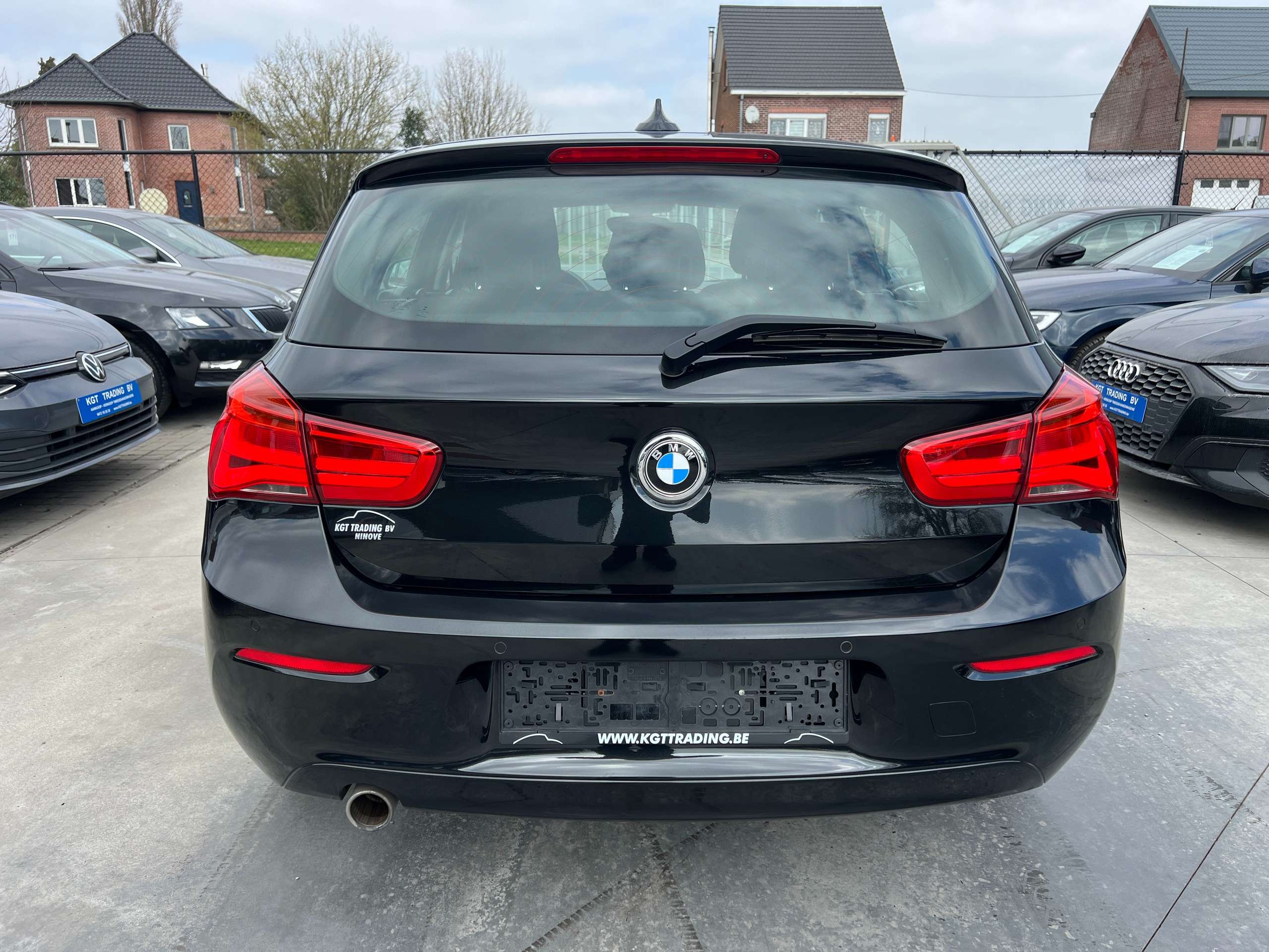 7f031393-4756-4e04-a386-dca6214a26776-bmw-116-i-5-deurs-navigatie-xenon-full-led-pdc-bluetooth.jpg