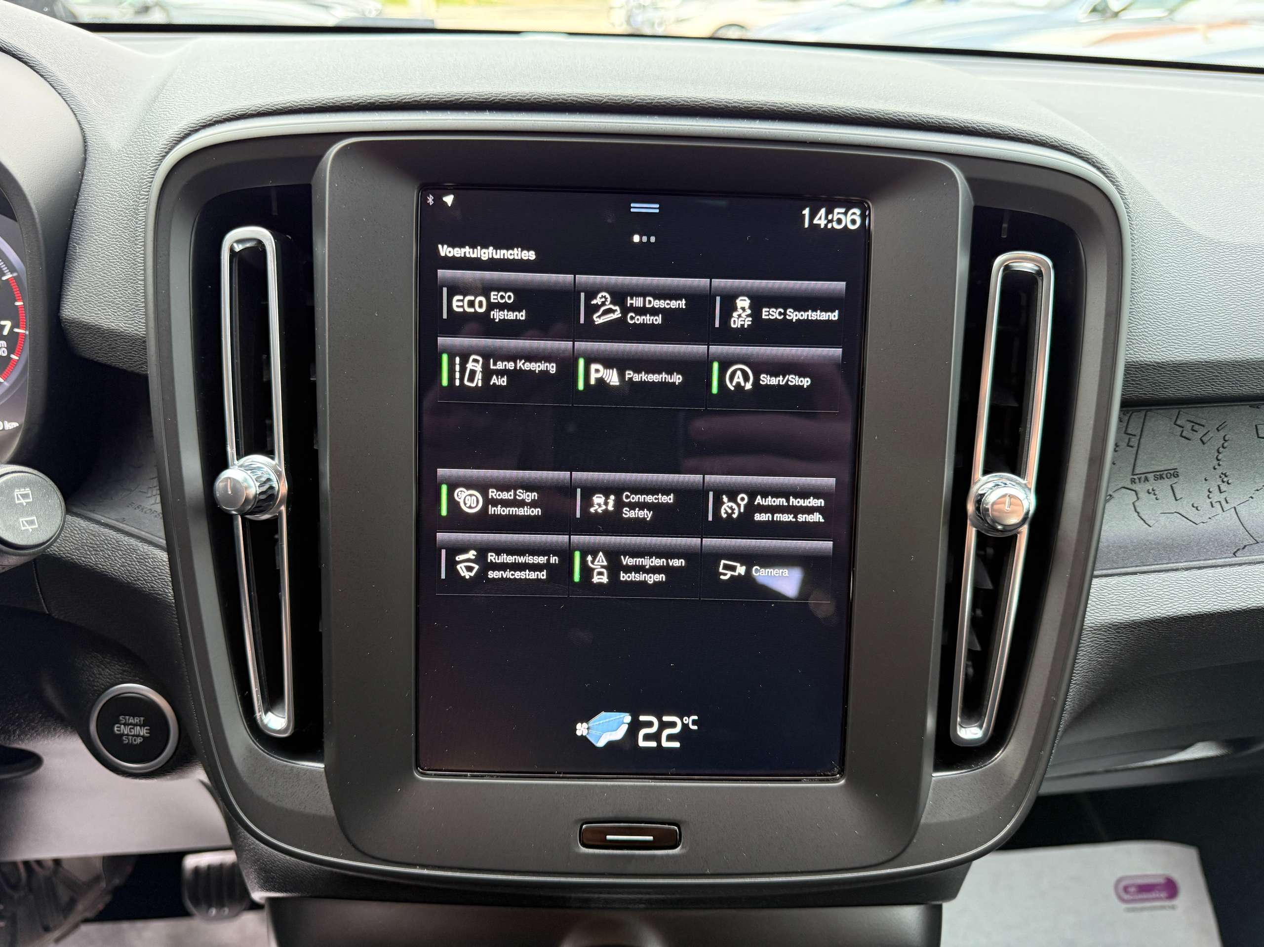 85c0d6d4-5f06-4fa5-ab67-77a3cdf588d620-volvo-xc40-1-5-t2-navigatie-camera-full-led-carplay-pdc-alu.jpg