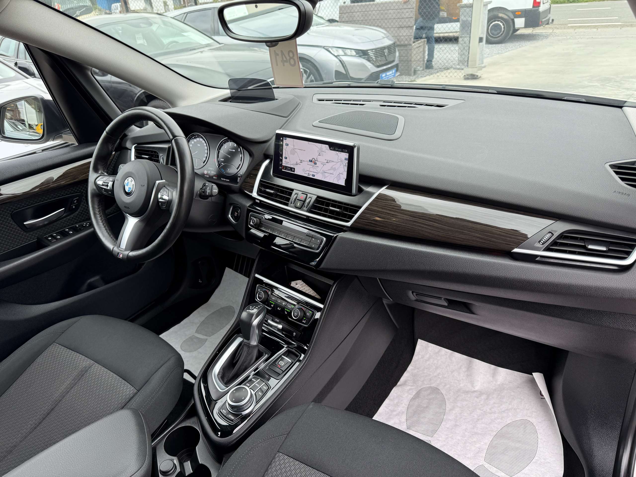 cb80c7f9-14a0-41b3-ac59-09ce1caa289226-bmw-225-xe-hybride-automaat-navi-full-led-camera-head-up.jpg