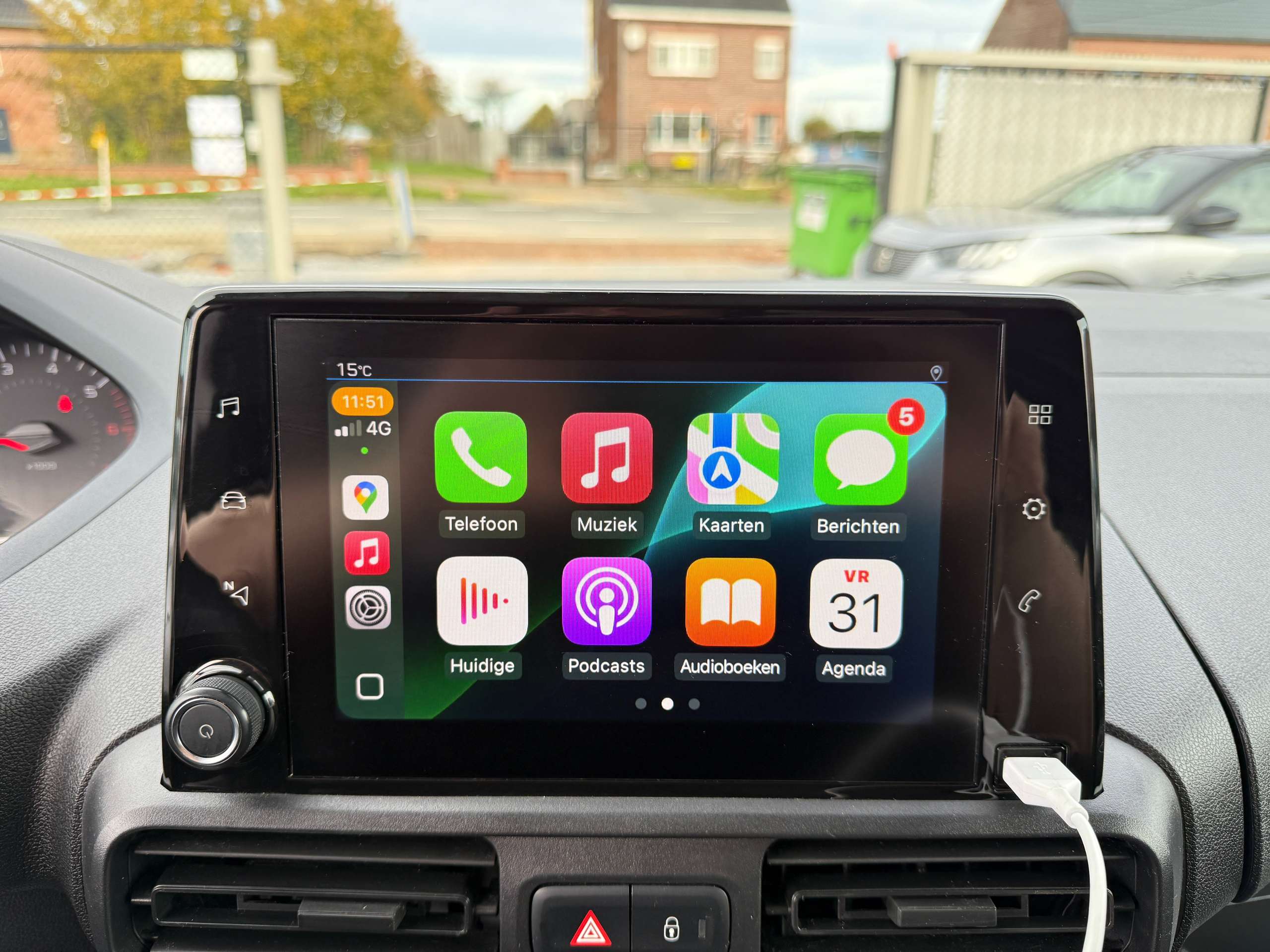 eb747a25-3c0f-44ea-b74e-89acad0e675121-peugeot-partner-1-5-bluehdi-3-zit-carplay-dak-rek-bluetooth-pdc.jpg