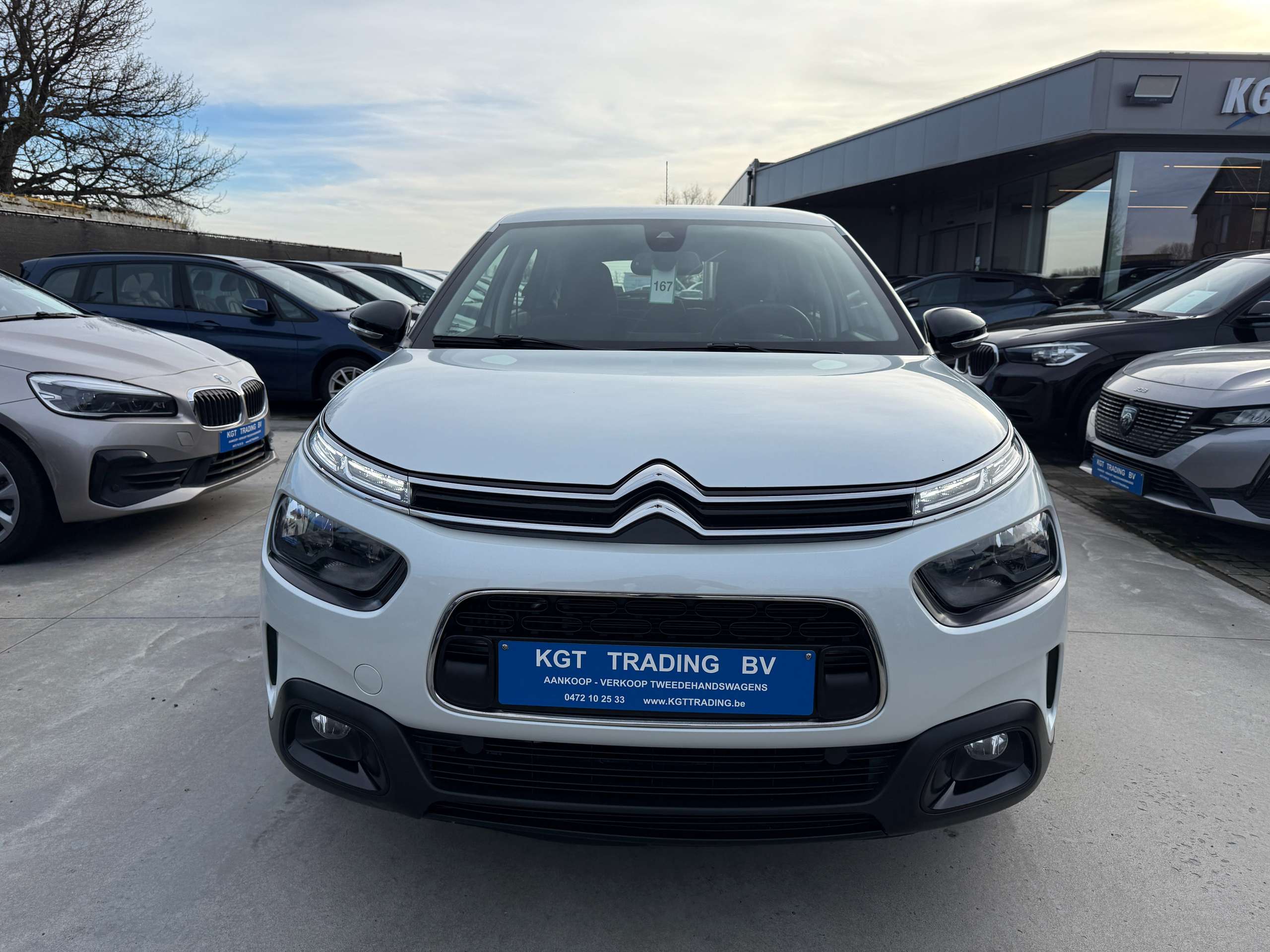 1ace34bd-b54b-42d4-90f6-ec5b18bc4ca72-citroen-c4-cactus-1-2i-110pk-navigatie-carplay-pdc-bluetooth-led-ac.jpg