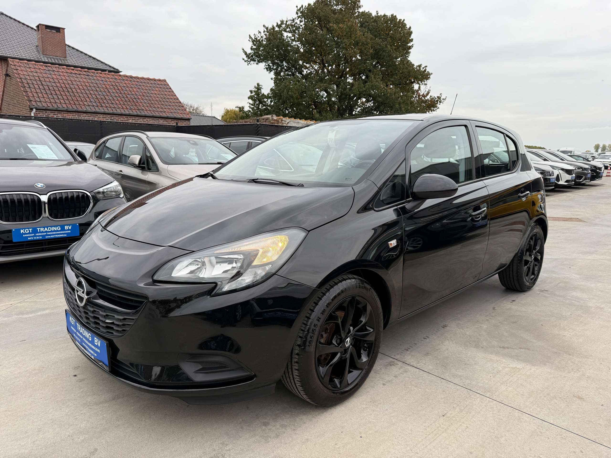 4a3da338-7923-4bc1-95a8-5efcaca6ac769-opel-corsa-1-2i-black-edition-navigatie-carplay-pdc-alu-airco.jpg