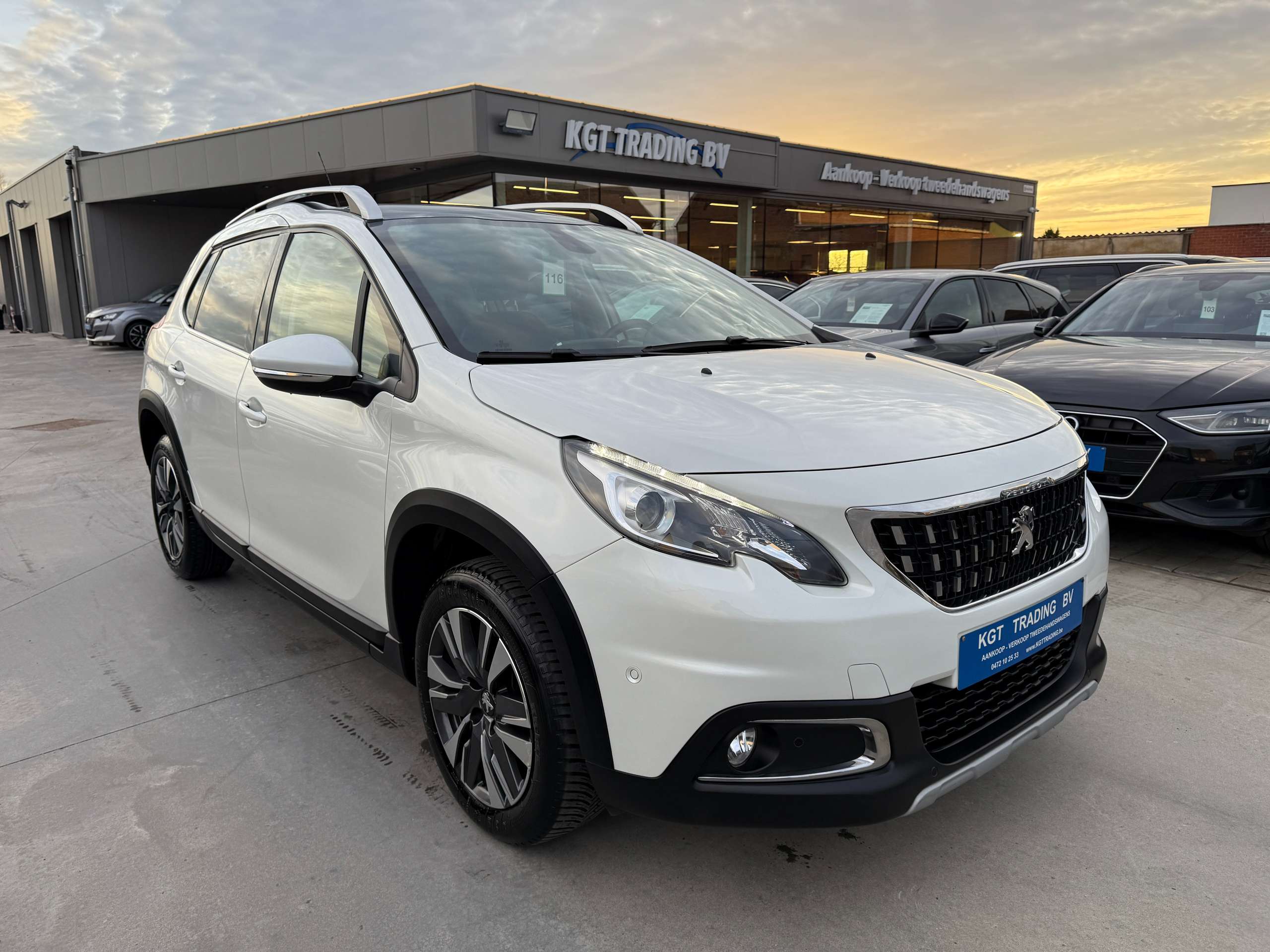 5b38bf9d-bdbb-4394-b61f-8aa1f7add8a03-peugeot-2008-1-2i-puretech-110pk-navi-leder-pano-dak-camera-pdc.jpg