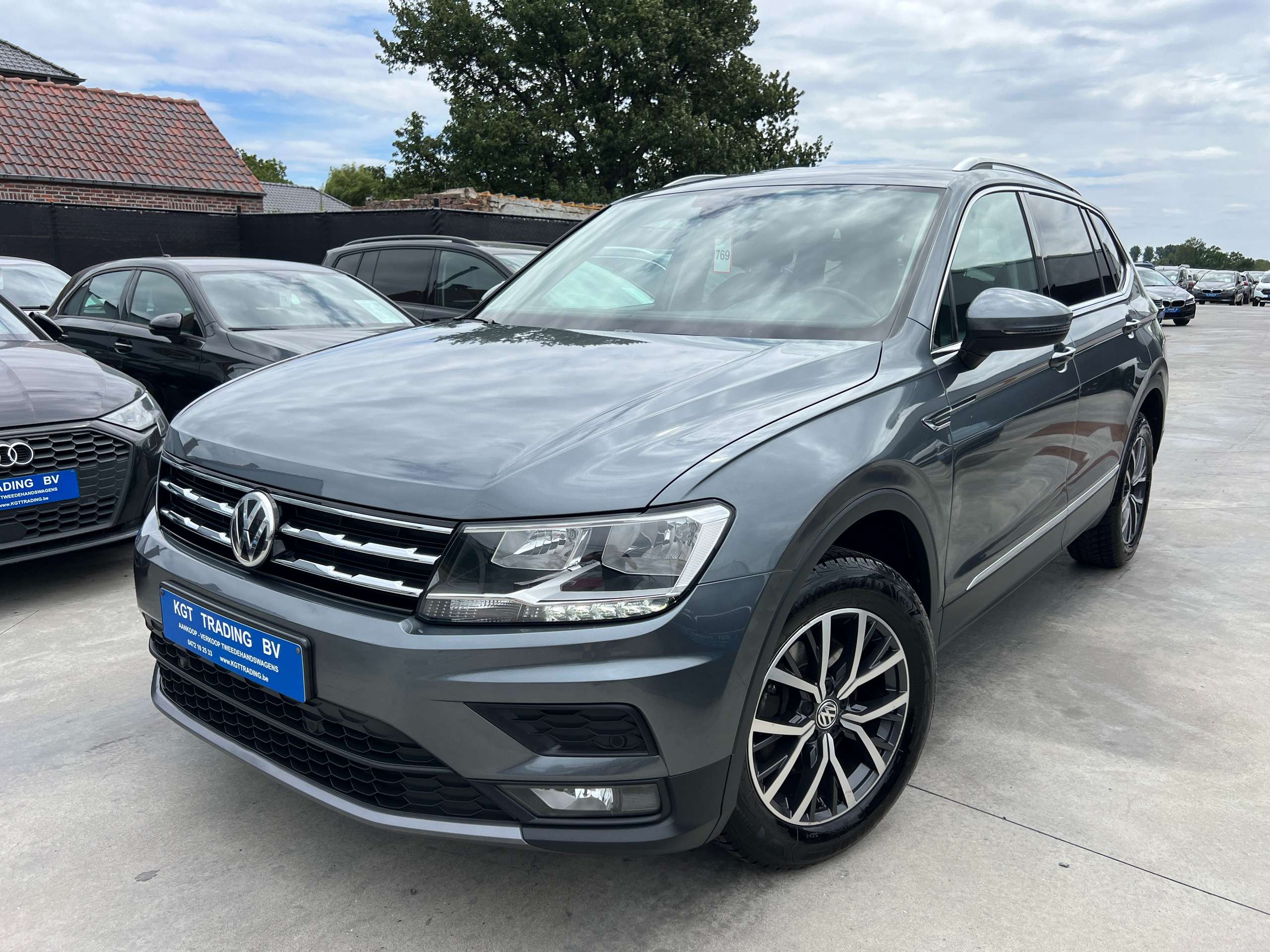 dbf06e0e-141a-45e0-b15c-e43bbebbd3f91-volkswagen-tiguan-allspace-1-5-tsi-7-zit-dsg-automaat-navigatie-dab-led-pdc.jpg