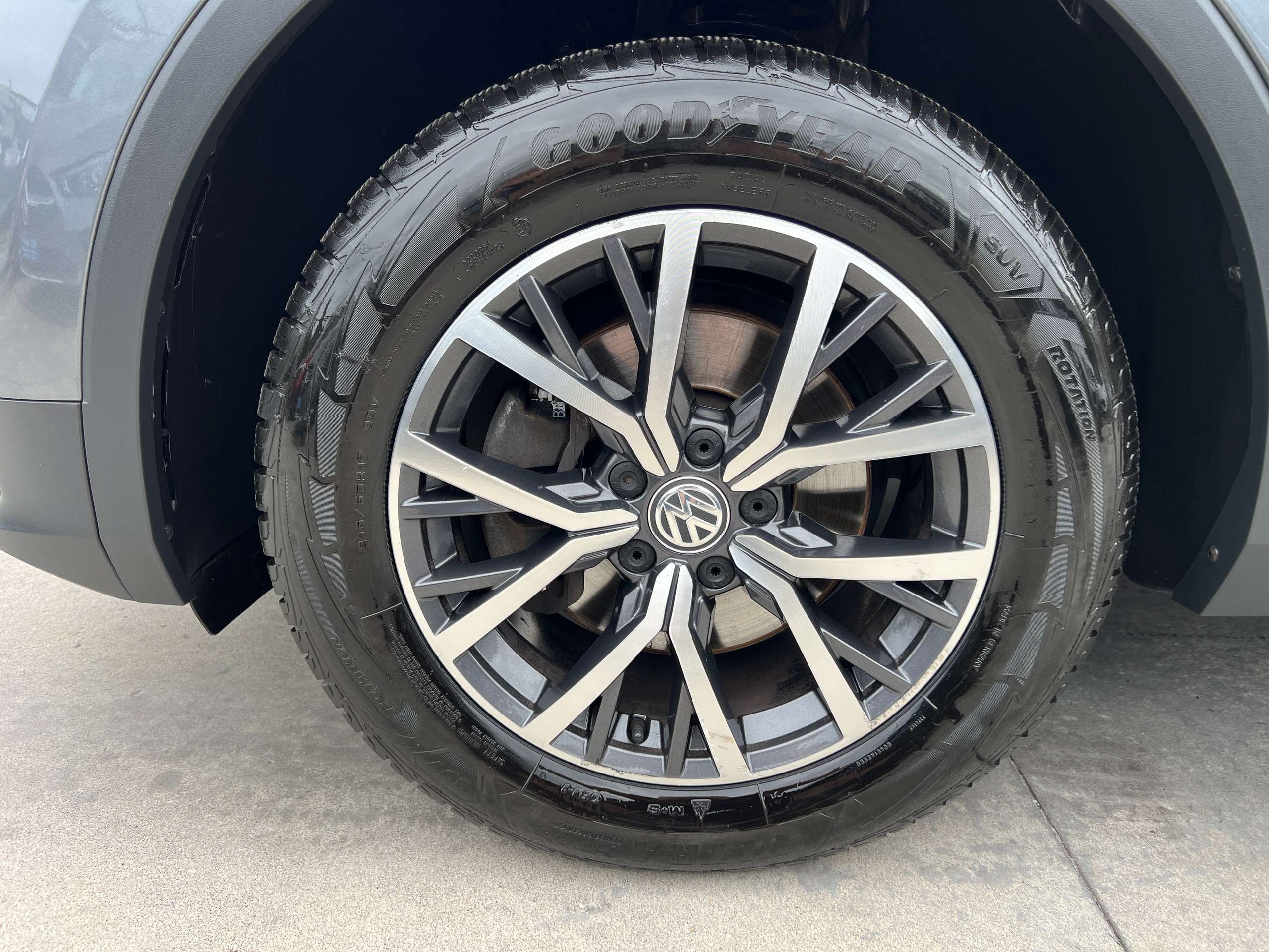 dbf06e0e-141a-45e0-b15c-e43bbebbd3f910-volkswagen-tiguan-allspace-1-5-tsi-7-zit-dsg-automaat-navigatie-dab-led-pdc.jpg