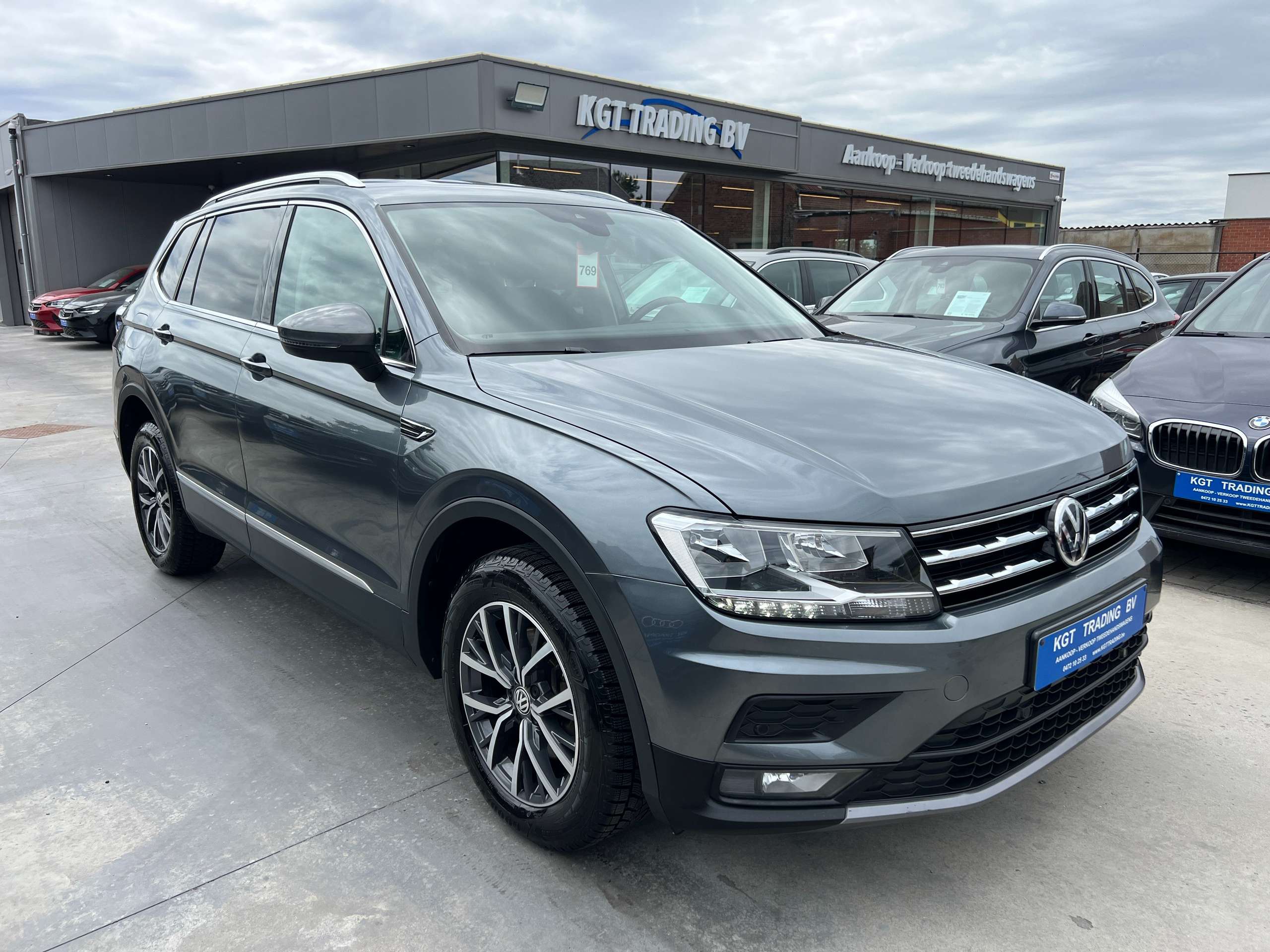 dbf06e0e-141a-45e0-b15c-e43bbebbd3f93-volkswagen-tiguan-allspace-1-5-tsi-7-zit-dsg-automaat-navigatie-dab-led-pdc.jpg
