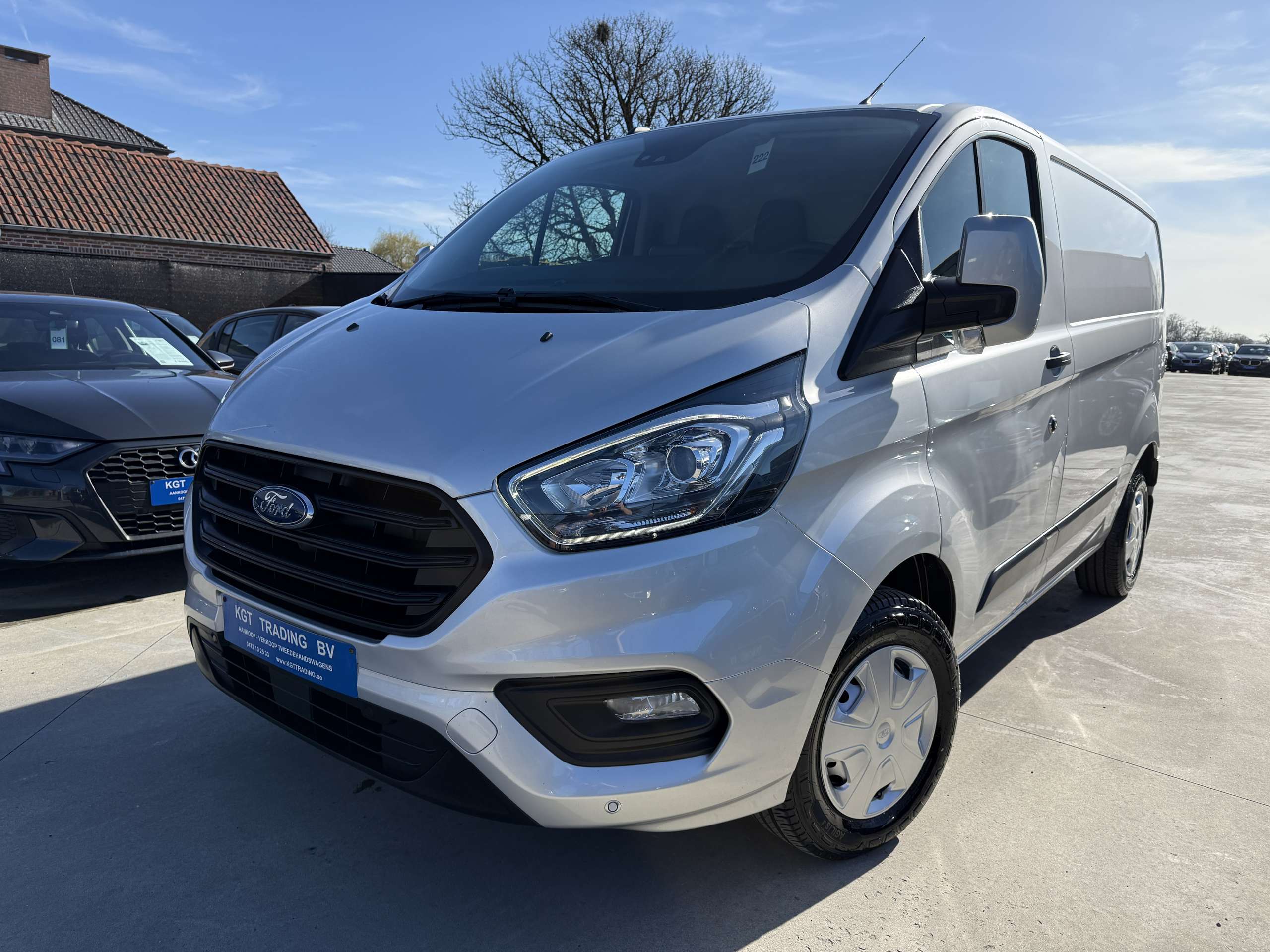 0b98ff54-7b31-45cb-9ea3-990d4792b5cd1-ford-transit-custom-2-0-tdci-3-zit-navigatie-camera-carplay-led-pdc.jpg