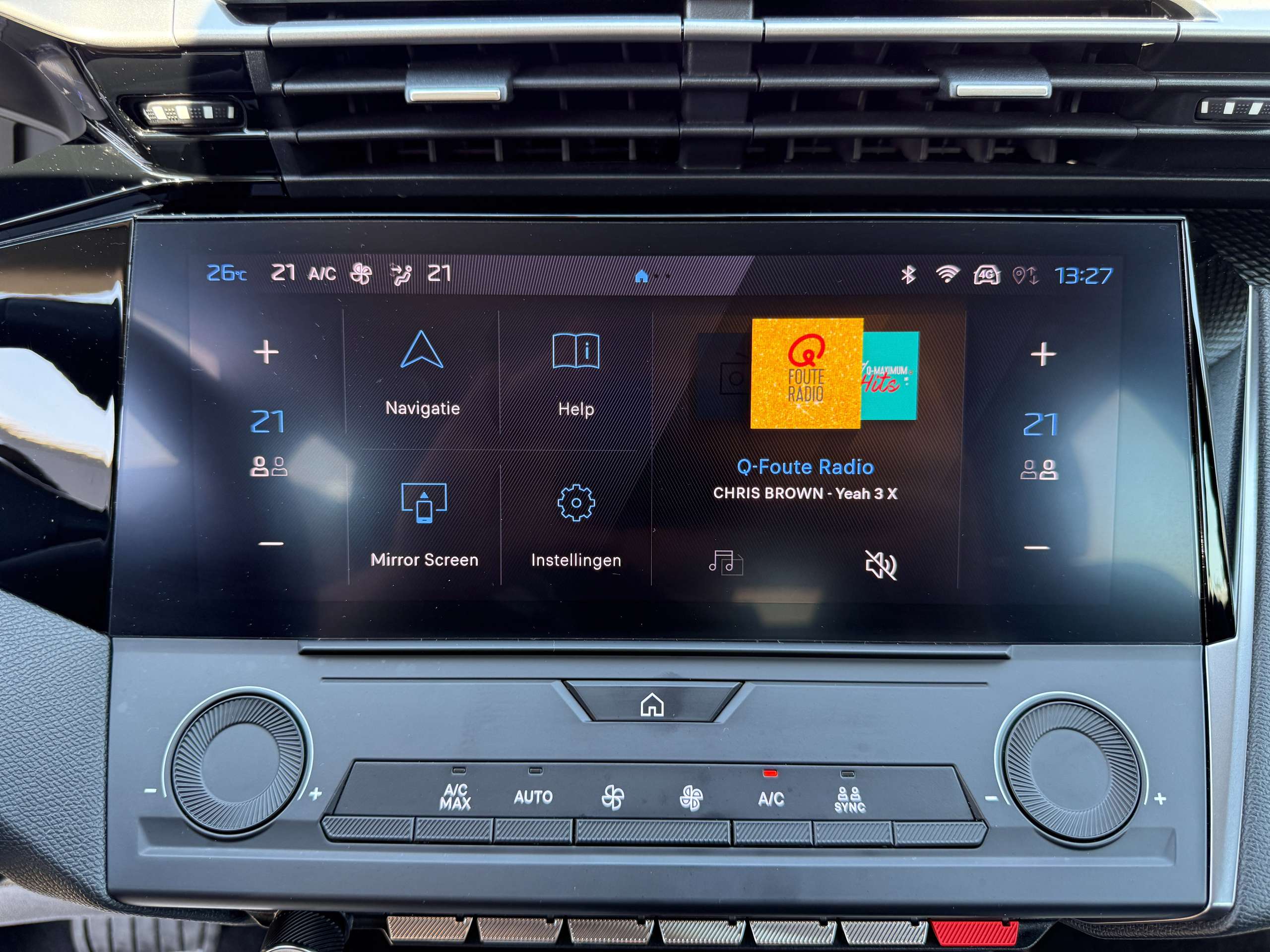 0dcae14d-e29c-435e-bfb1-7577e70b766619-peugeot-308-1-2i-130pk-automaat-full-led-navigatie-carplay-alu.jpg