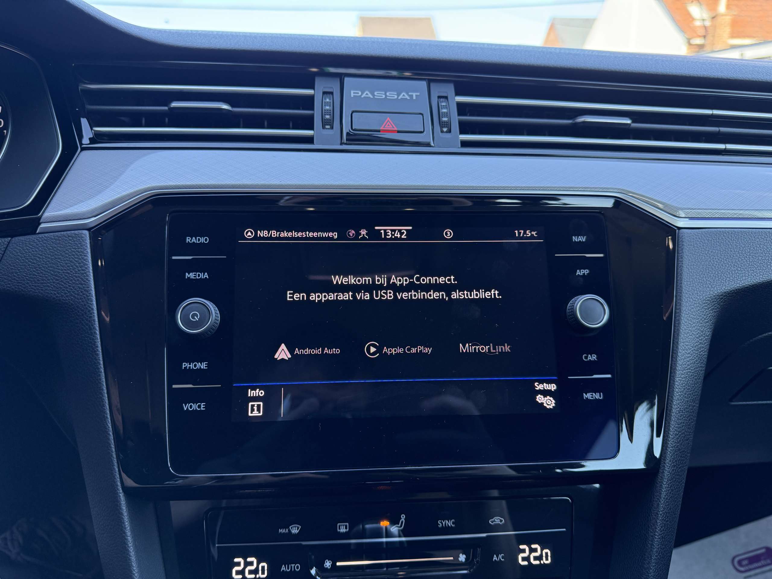 1678ec2d-7f80-45de-b187-4ff44c5bde7926-volkswagen-passat-variant-1-4-tsi-gte-hybride-full-led-camera-navi-carplay.jpg