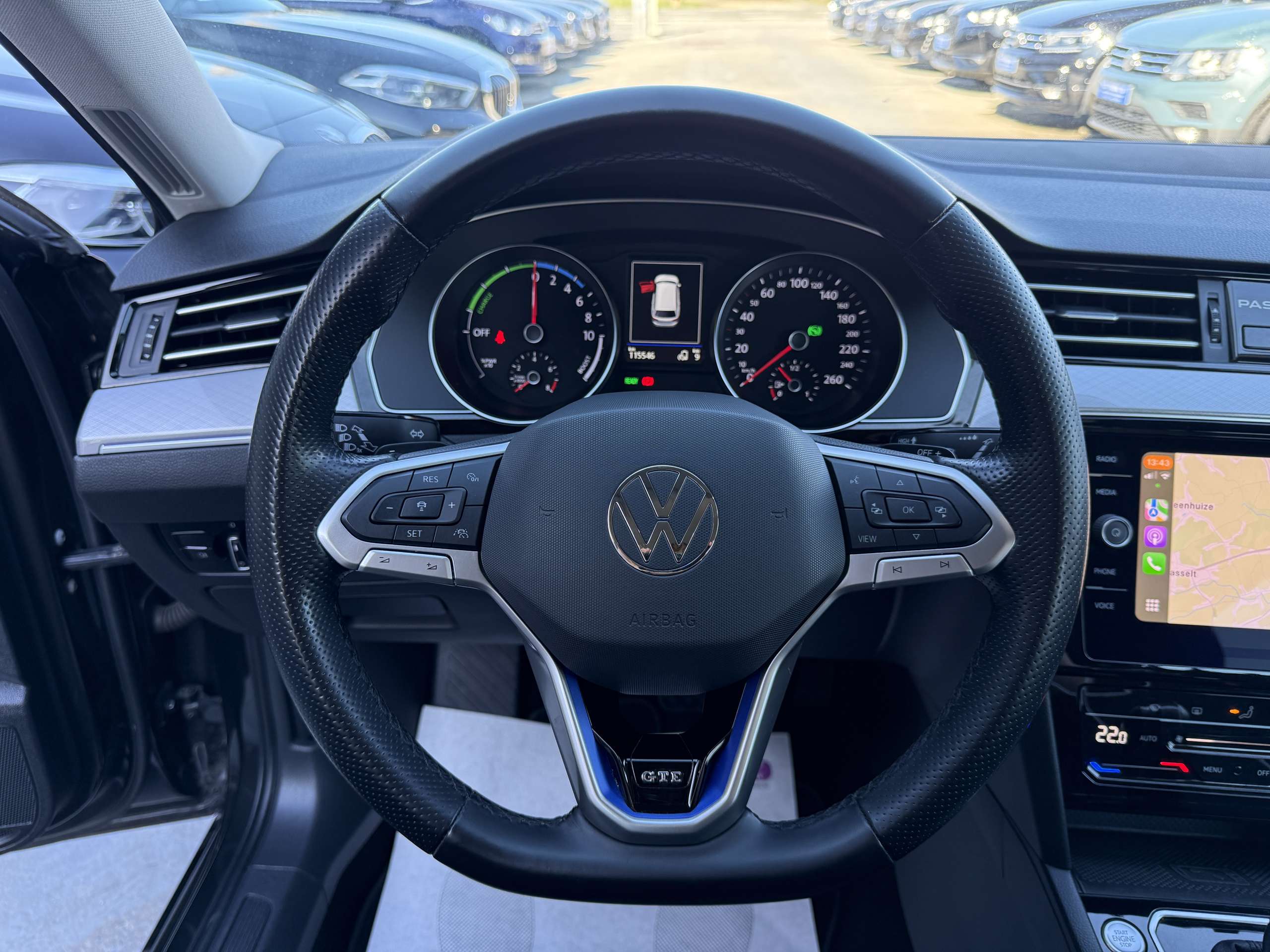 1678ec2d-7f80-45de-b187-4ff44c5bde7930-volkswagen-passat-variant-1-4-tsi-gte-hybride-full-led-camera-navi-carplay.jpg