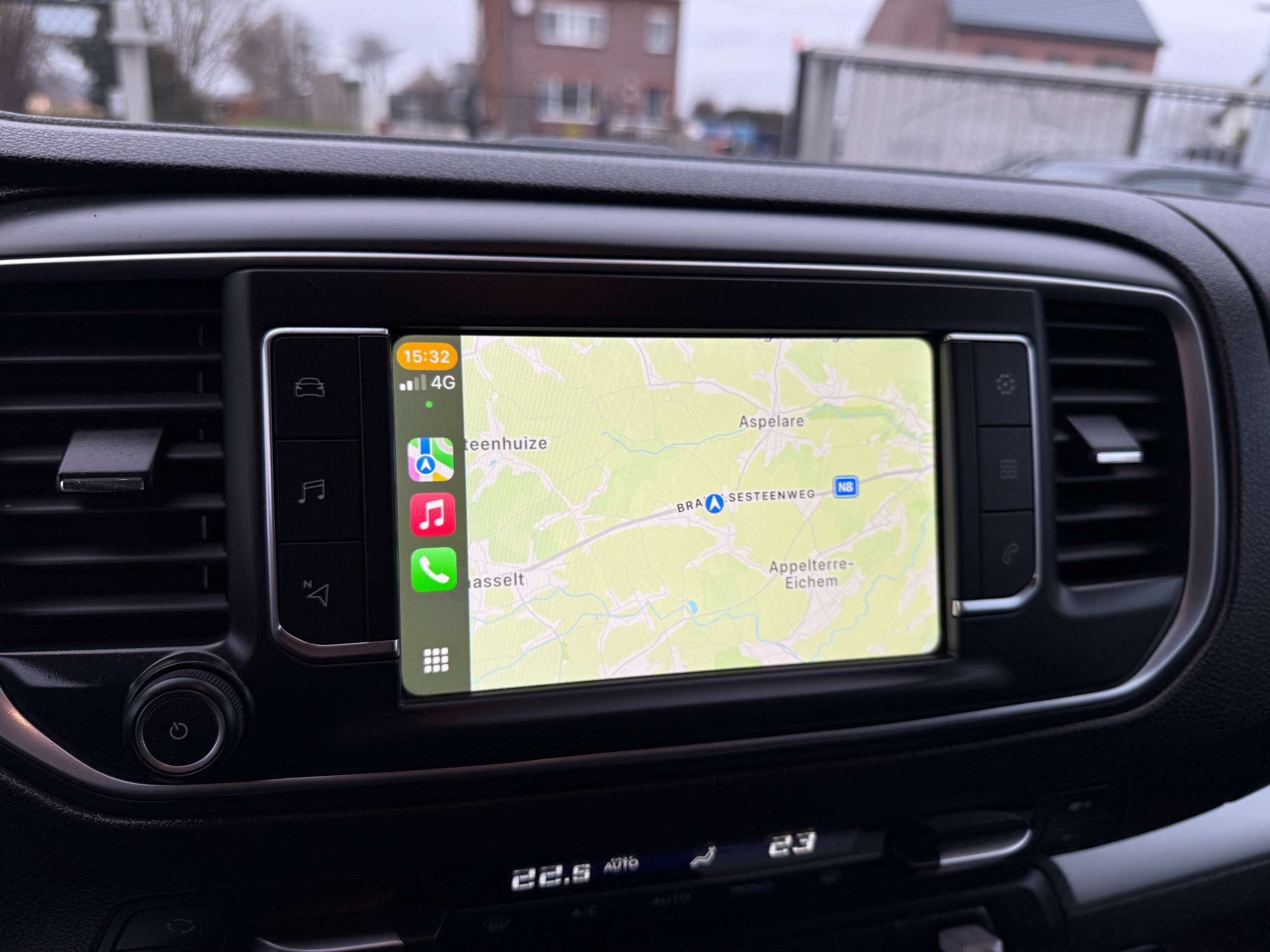 19a2d373-3b3a-4758-9743-1774ffac2c2525-opel-vivaro-cdti-145pk-automaat-camera-navi-3-zit-carplay-pdc.jpg