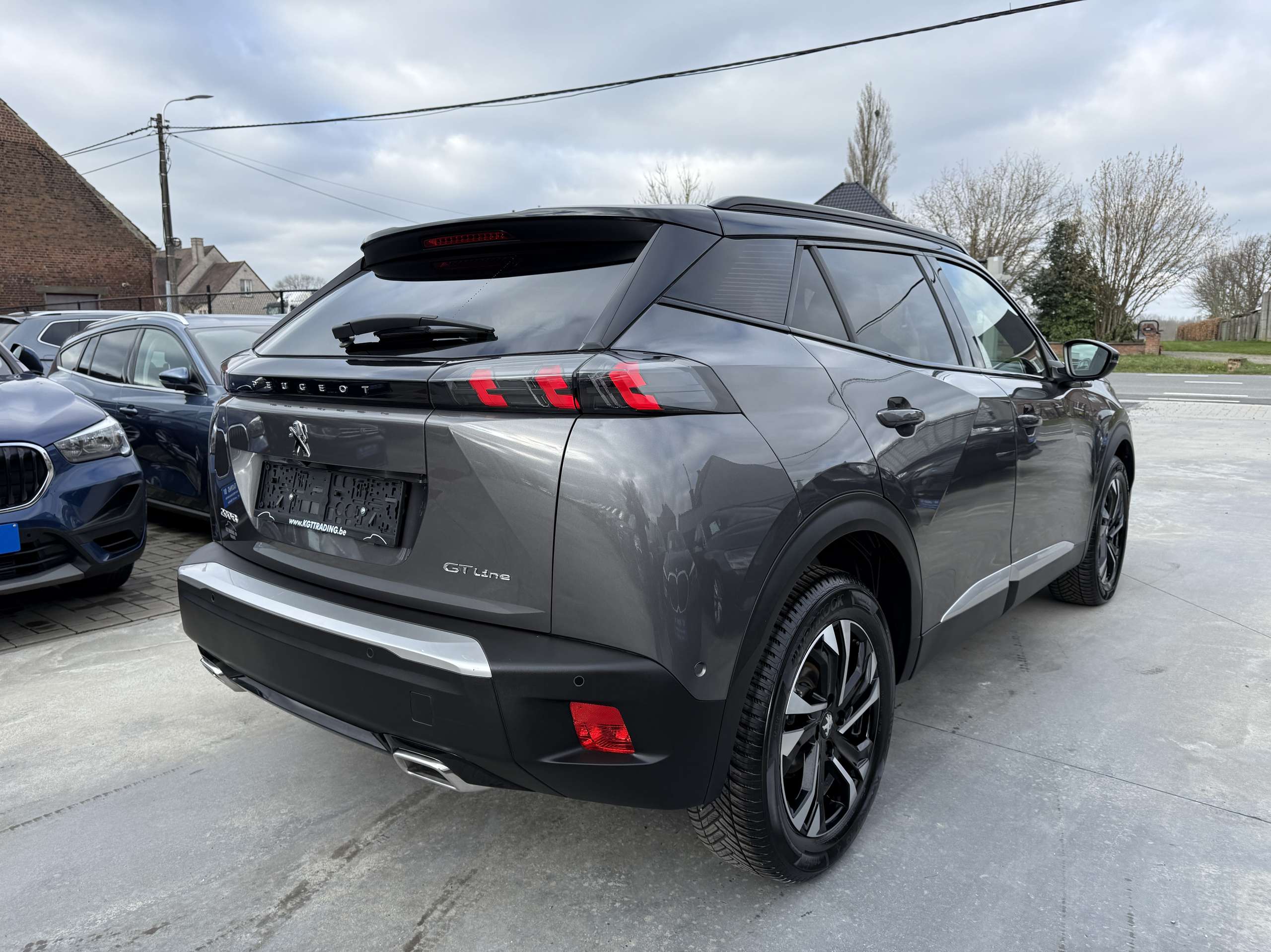 4edf8a71-afa5-4cc0-a796-74f0e3c7fb186-peugeot-2008-1-2i-130pk-gt-line-pano-dak-camera-leder-focal-led.jpg
