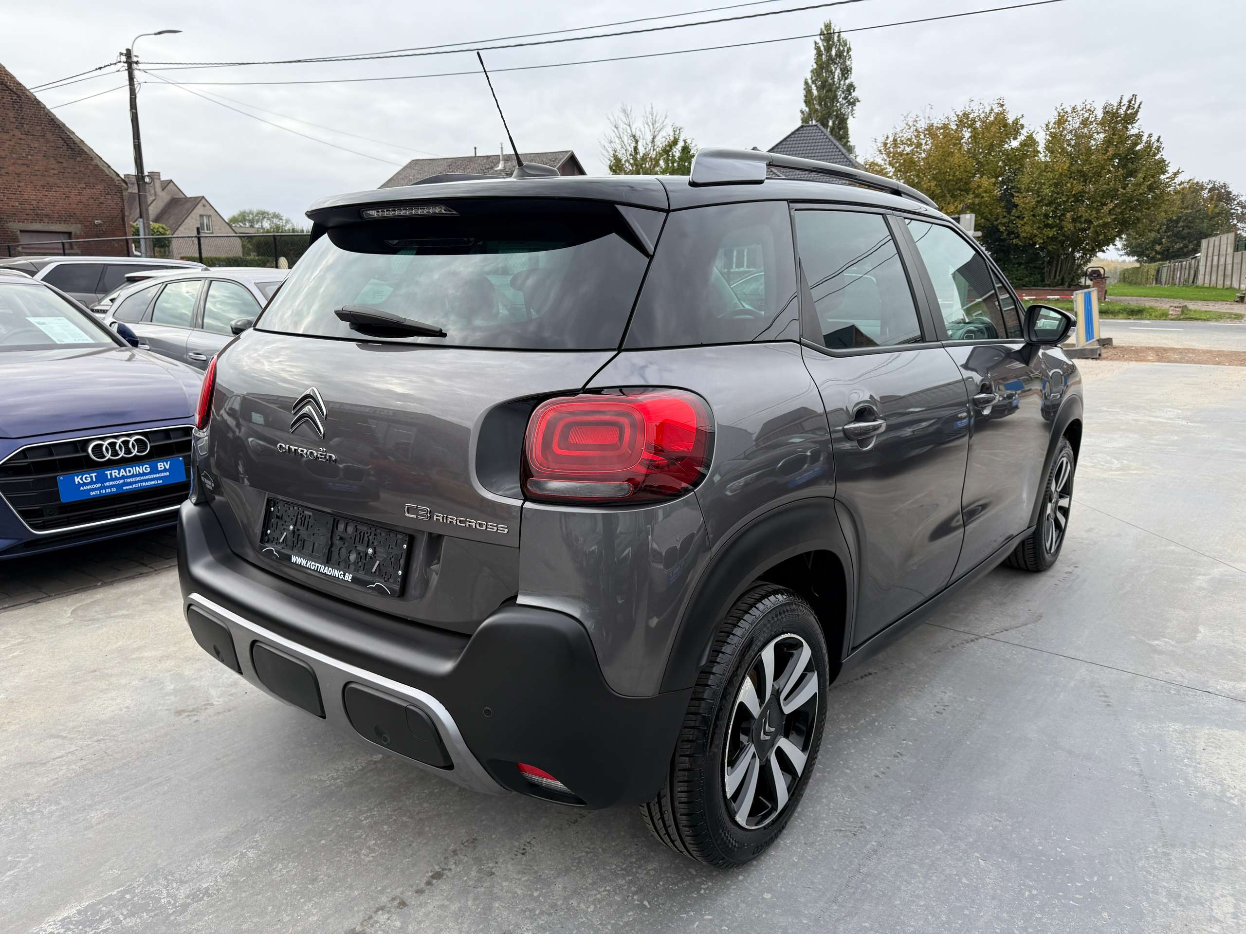 6c2e7caa-e357-4a55-b803-49a0653243ab5-citroen-c3-aircross-1-2i-puretech-110pk-navigatie-carplay-led-pdc-alu.jpg