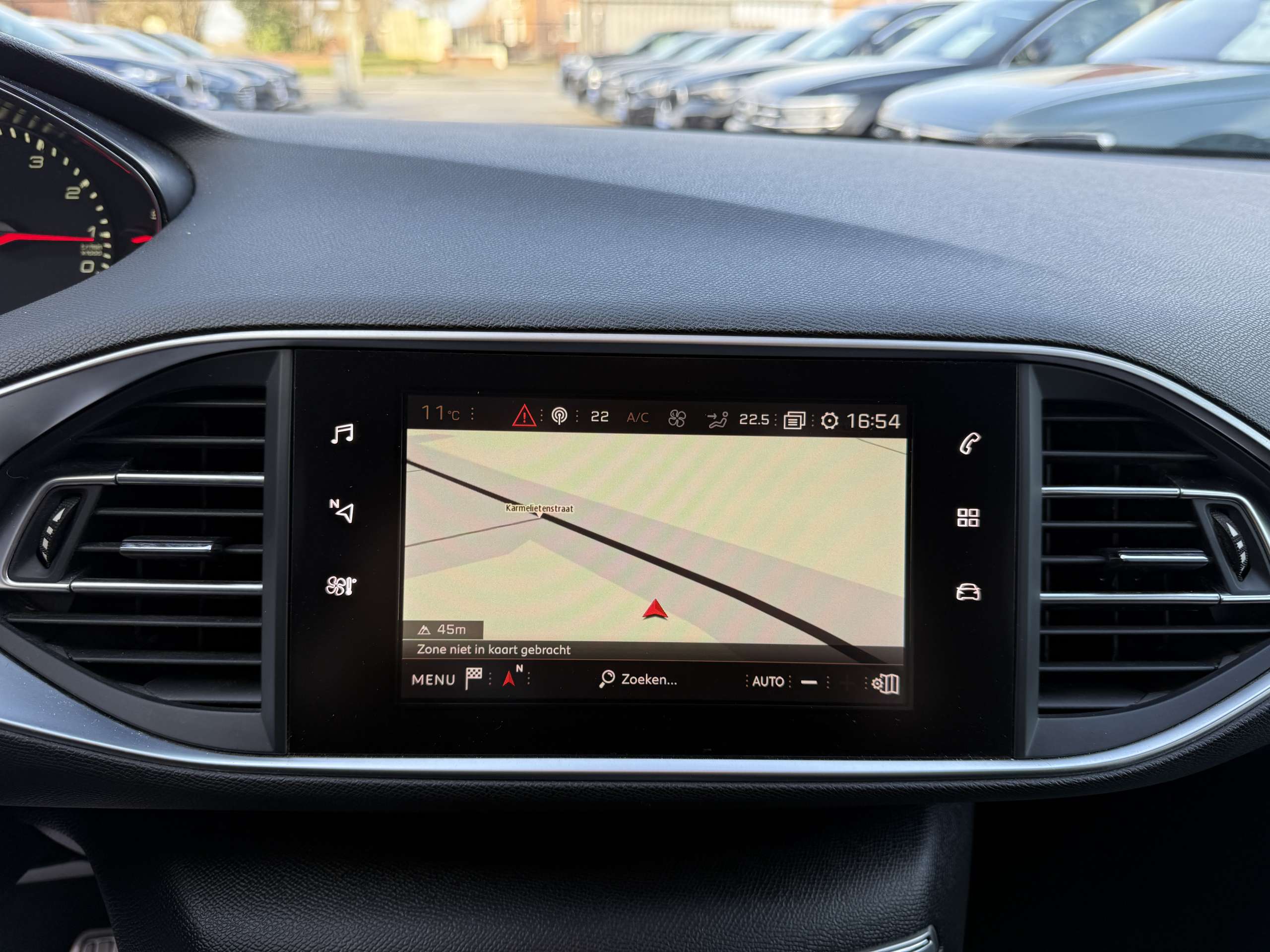 6fa01891-cda1-4e31-a6f0-66debcf2401b18-peugeot-308-sw-1-2i-puretech-navigatie-camera-carplay-bluetoot.jpg