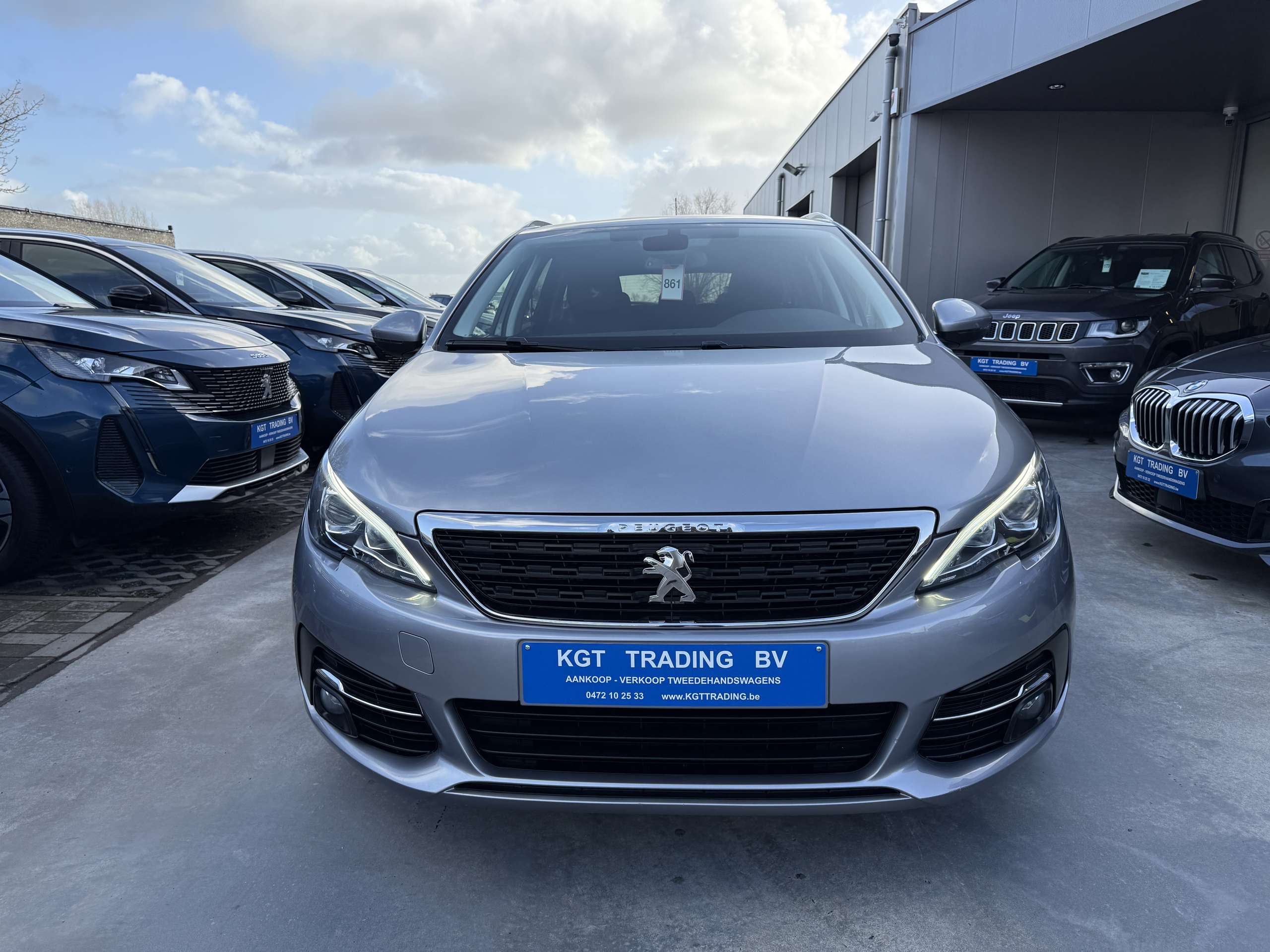 6fa01891-cda1-4e31-a6f0-66debcf2401b3-peugeot-308-sw-1-2i-puretech-navigatie-camera-carplay-bluetoot.jpg