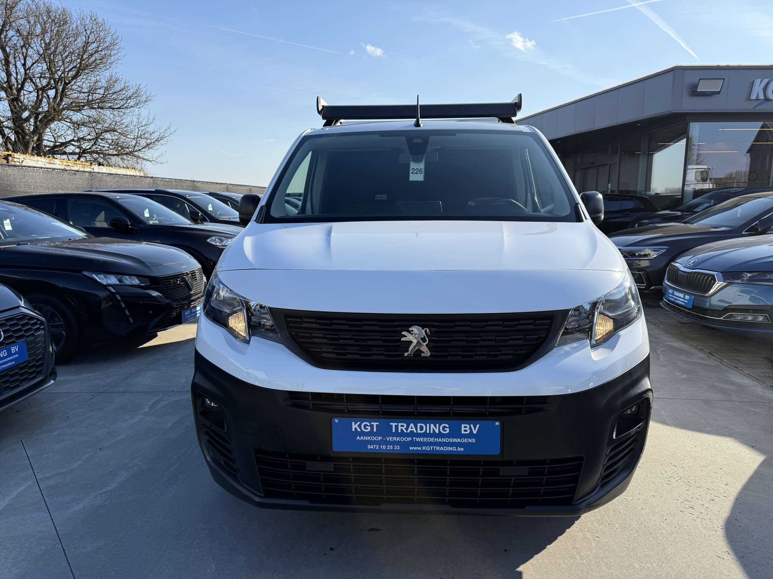 7621dc6b-ba0a-4683-8921-a192148c157d2-peugeot-partner-1-5-bluehdi-xl-l2-3-zit-navi-pdc-carplay-dak-rek.jpg