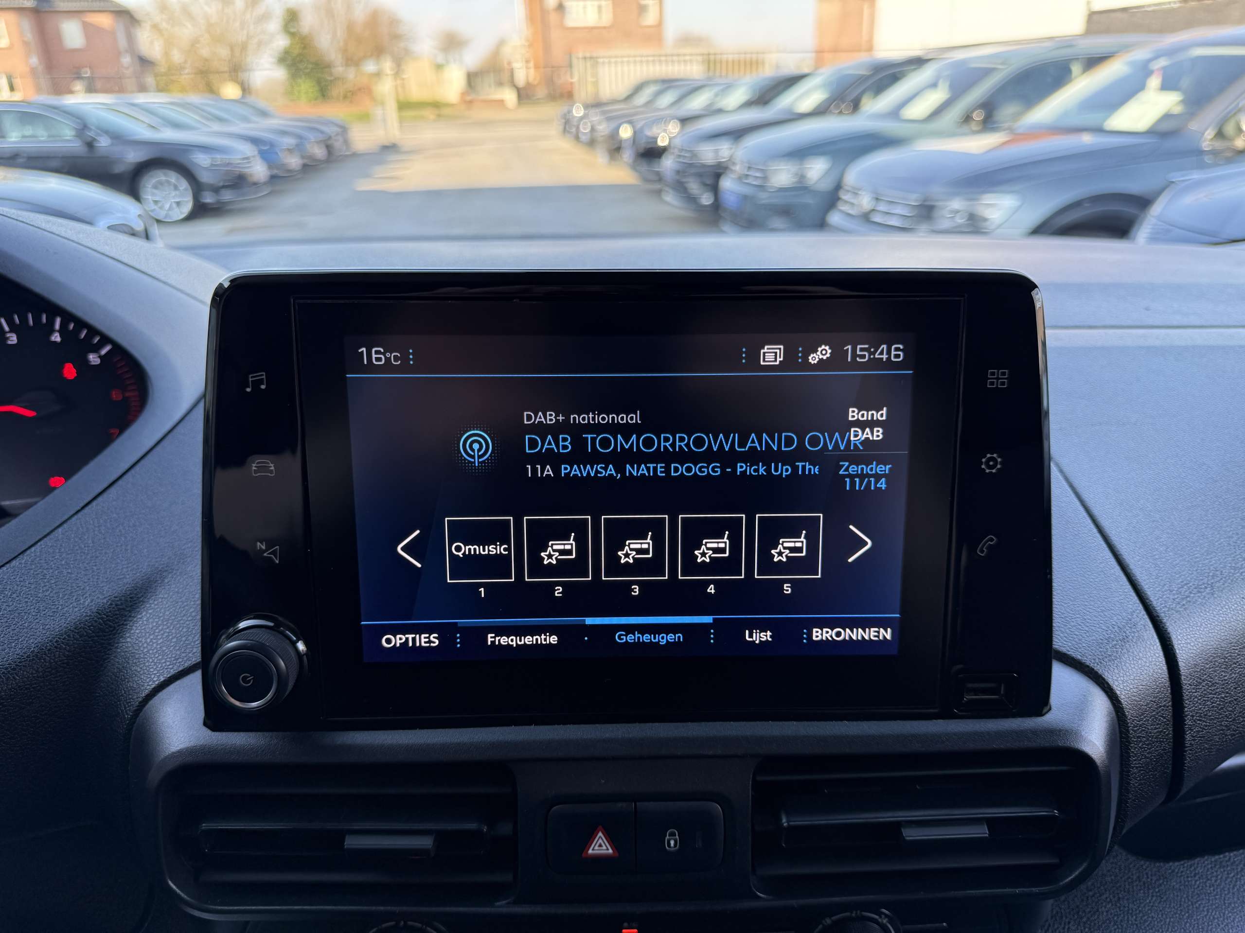 7621dc6b-ba0a-4683-8921-a192148c157d33-peugeot-partner-1-5-bluehdi-xl-l2-3-zit-navi-pdc-carplay-dak-rek.jpg