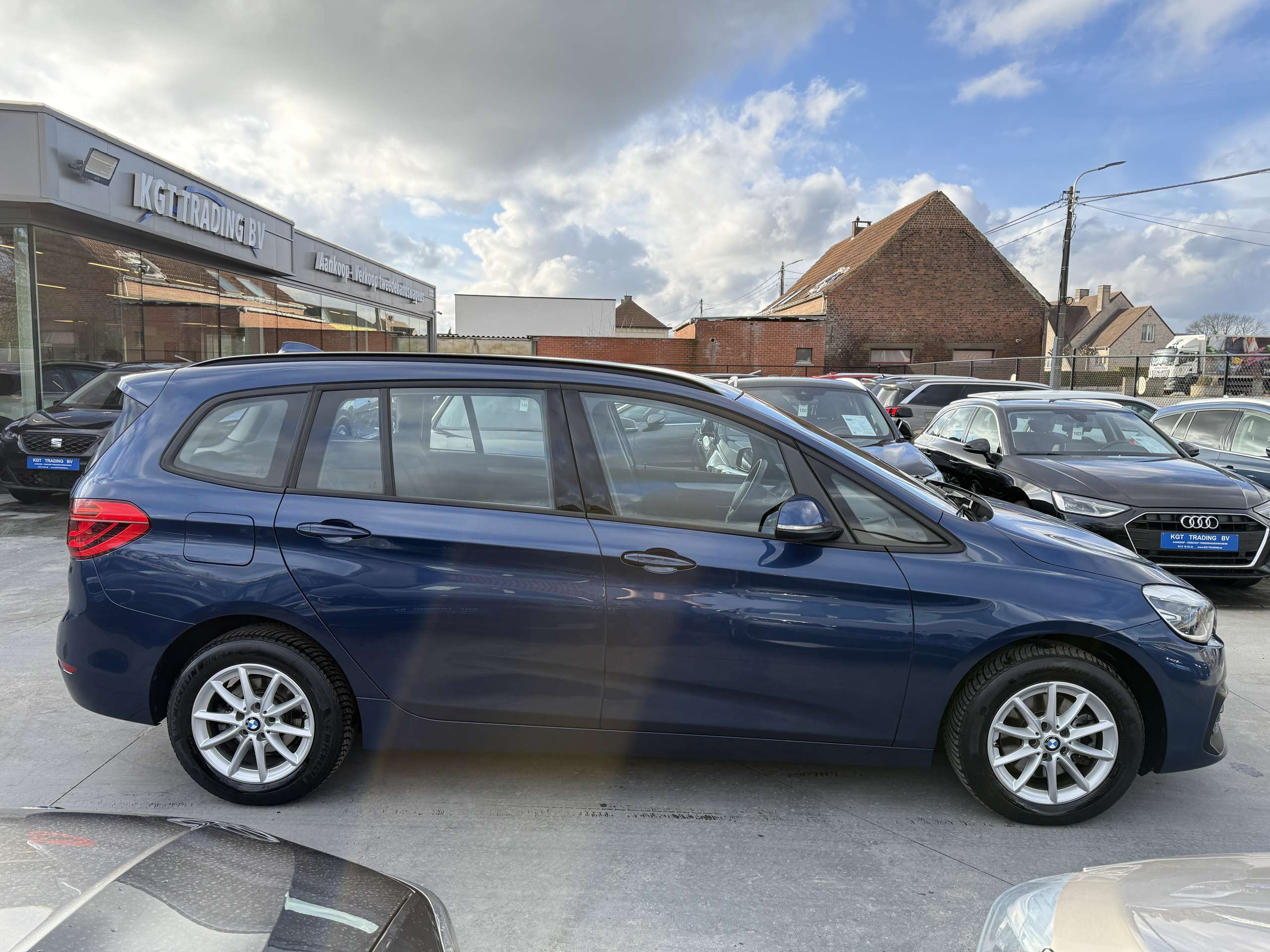 7d3b45a7-1f32-45ca-9490-1d99a36440644-bmw-218-ia-gran-tourer-7-zetels-automaat-navi-full-led-pdc.jpg