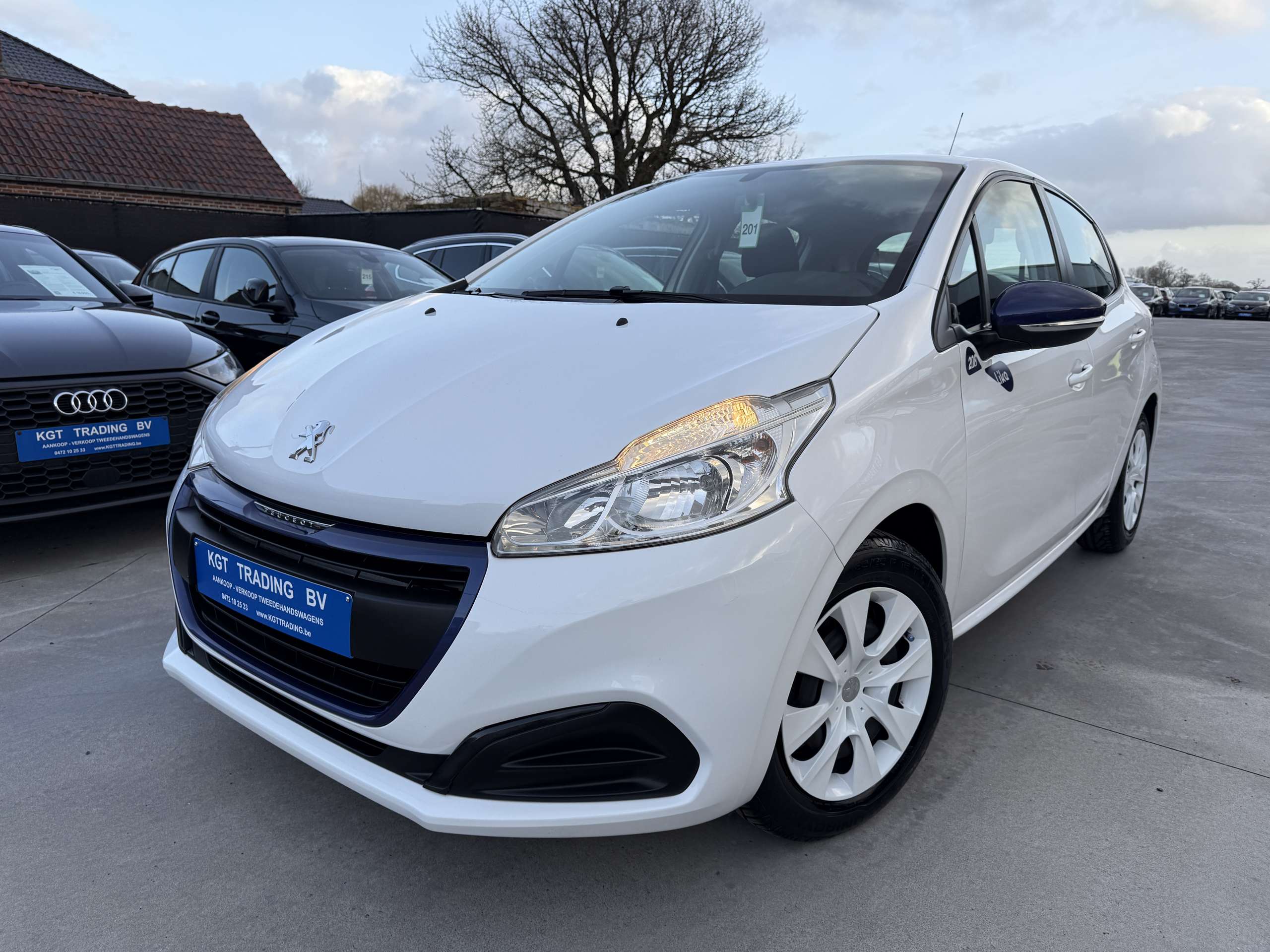 81499408-e203-41cc-bc05-9c0effa88e581-peugeot-208-1-0i-68pk-like-airco-5-deurs-bluetooth-carpass-dab.jpg