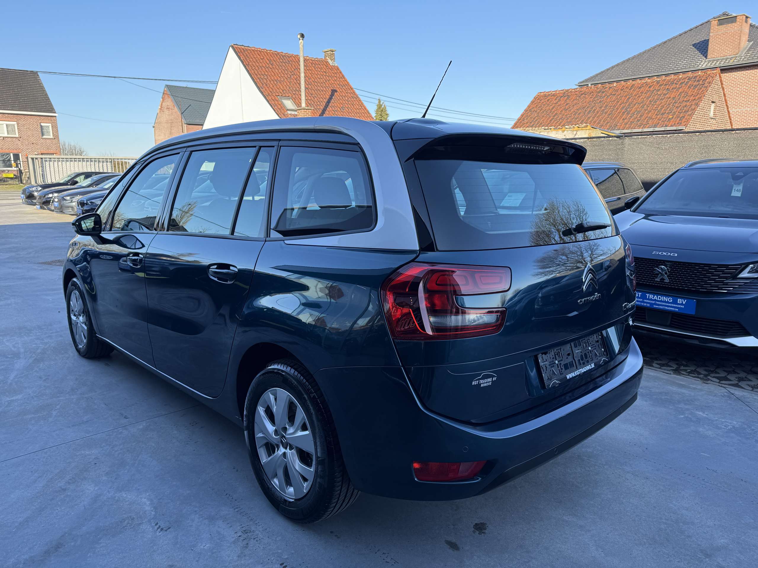 bcf3bd0f-f735-45bf-8289-7ef69e367af57-citroen-grand-c4-spacetourer-1-2i-130pk-7-zetels-camera-navi-carplay-led-pdc.jpg