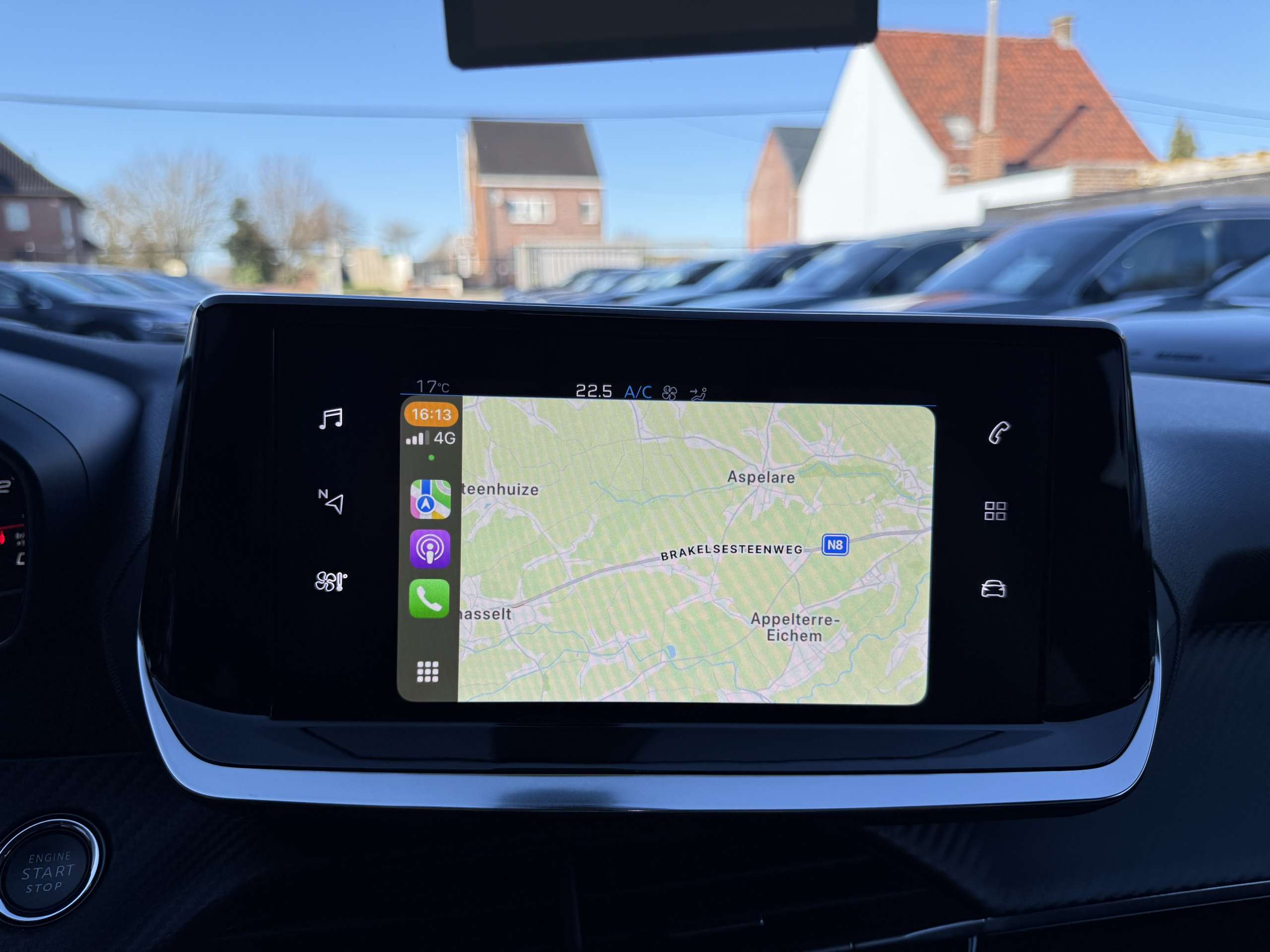 c667dd19-ae02-442d-9eb3-8074519990d026-peugeot-2008-1-2i-automaat-navi-leder-camera-full-led-carplay.jpg