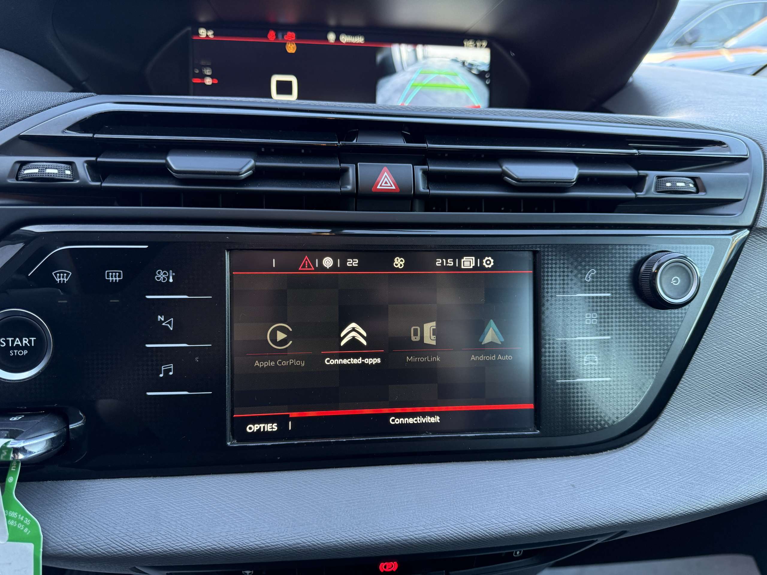 d3dfb57f-58f7-47e9-9c14-e92230c0311120-citroen-grand-c4-spacetourer-1-2i-130pk-7-zetels-facelift-camera-navi-carplay.jpg
