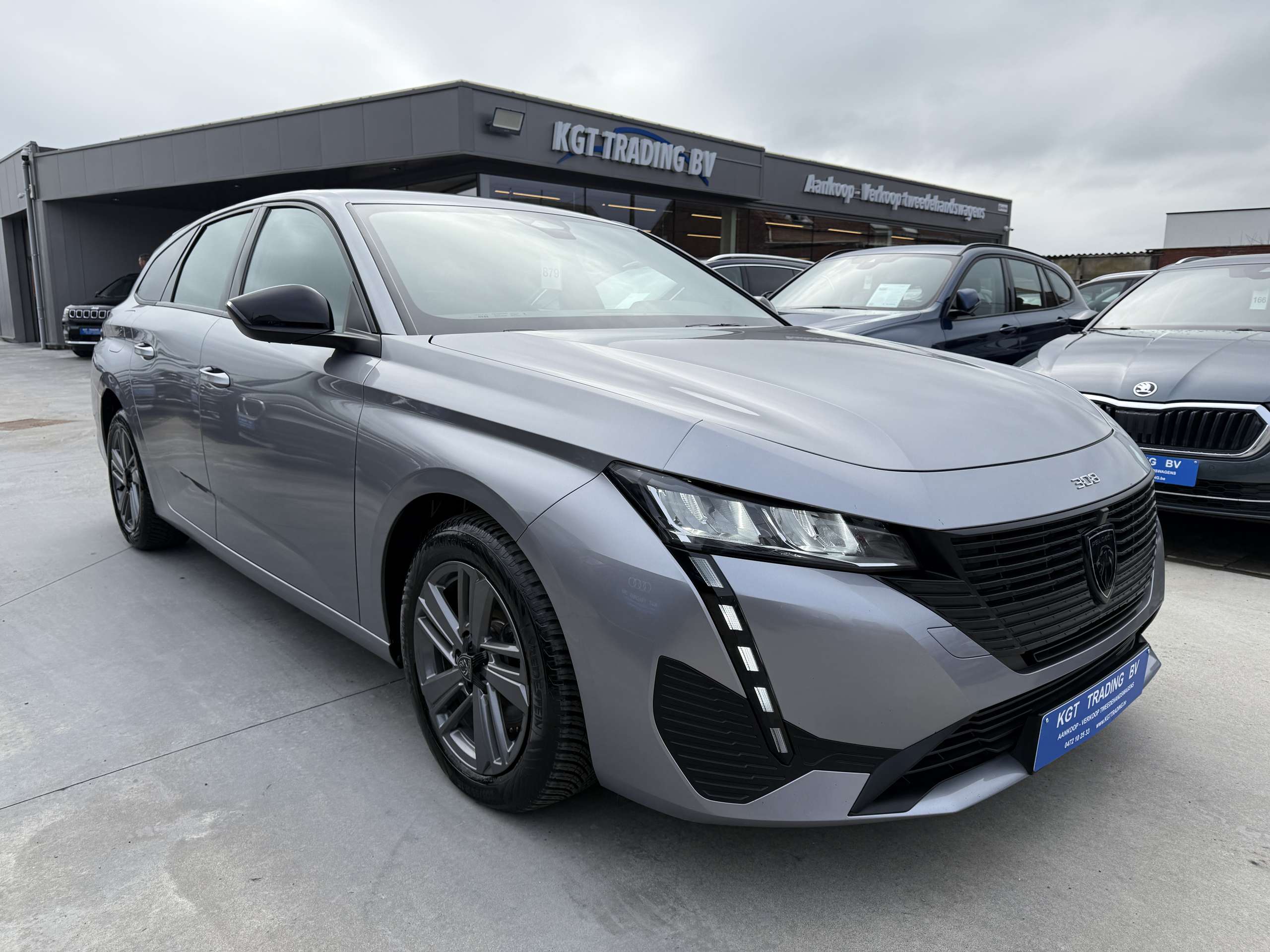 d419437e-e44a-42f5-ae2d-24d4eb84954c3-peugeot-308-sw-1-2i-automaat-full-led-navigatie-carplay-dab.jpg