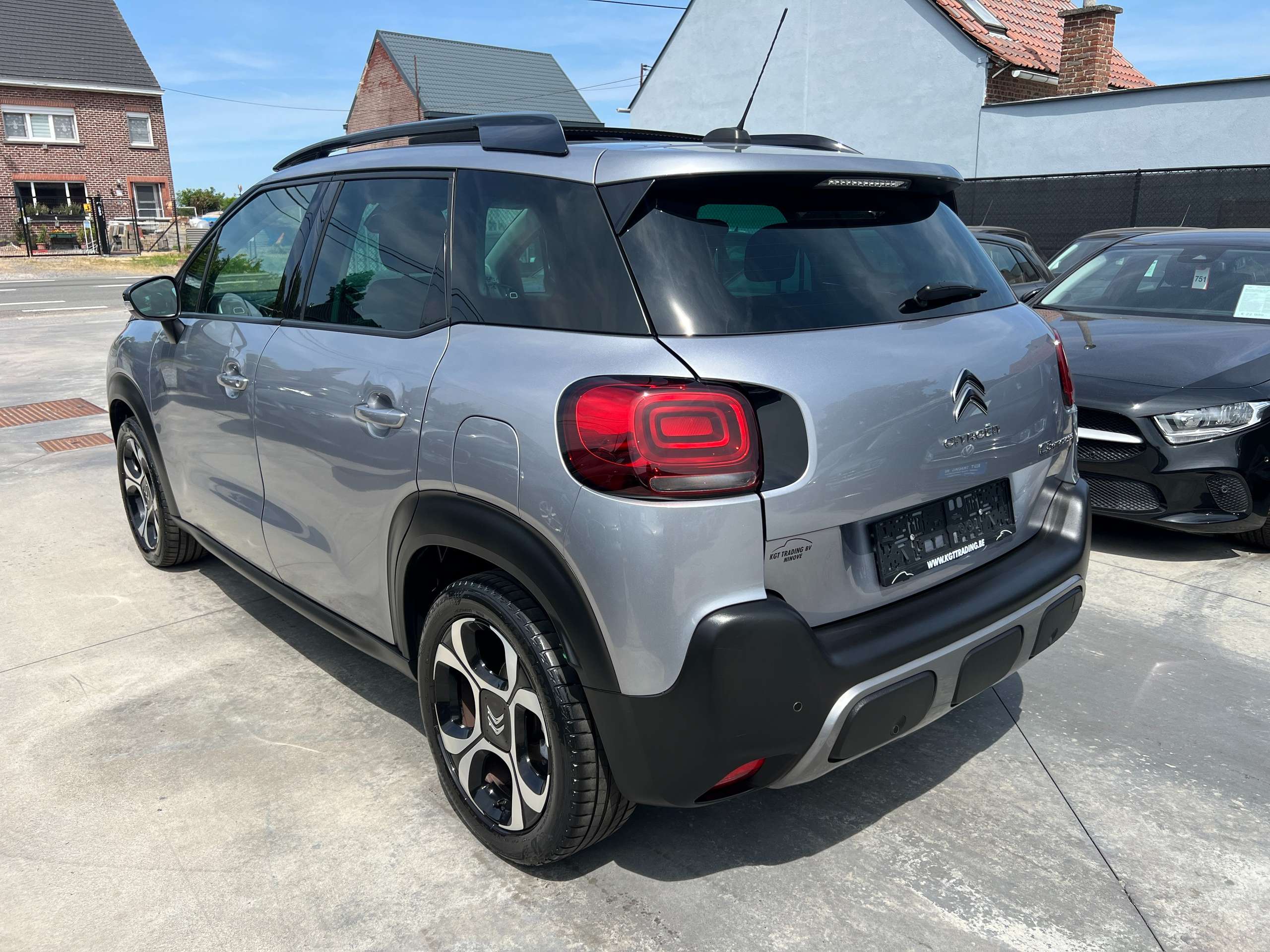 d5ed8c91-01cd-46b2-9158-7c587e46aad27-citroen-c3-aircross-1-2i-puretech-navigatie-opendak-carplay-pdc-led.jpg