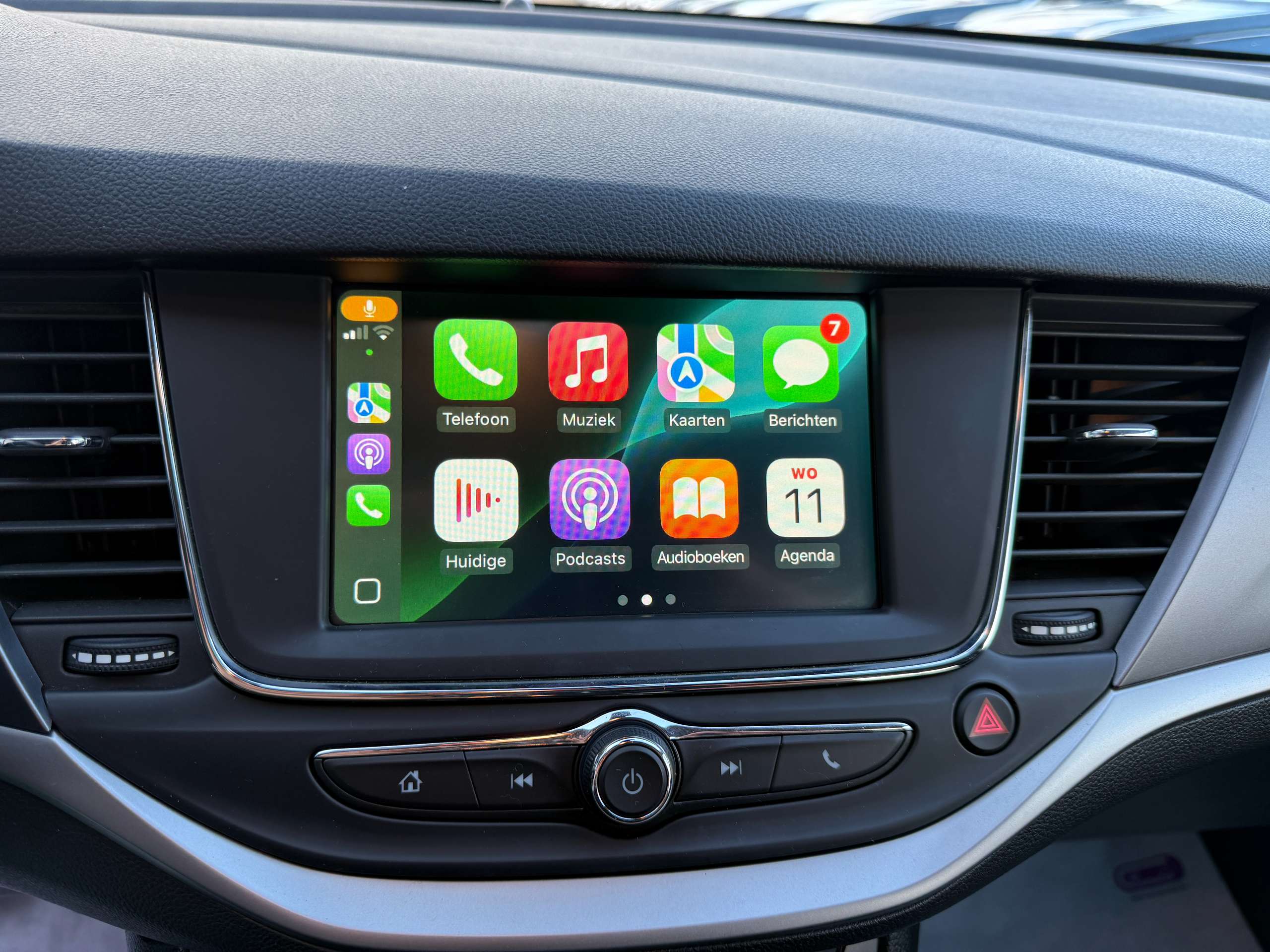 0e2e6c12-d376-4b7d-9379-51ab48966bdf23-opel-astra-1-2i-5-deurs-full-led-navi-carplay-dab-pdc-bluetoo.jpg