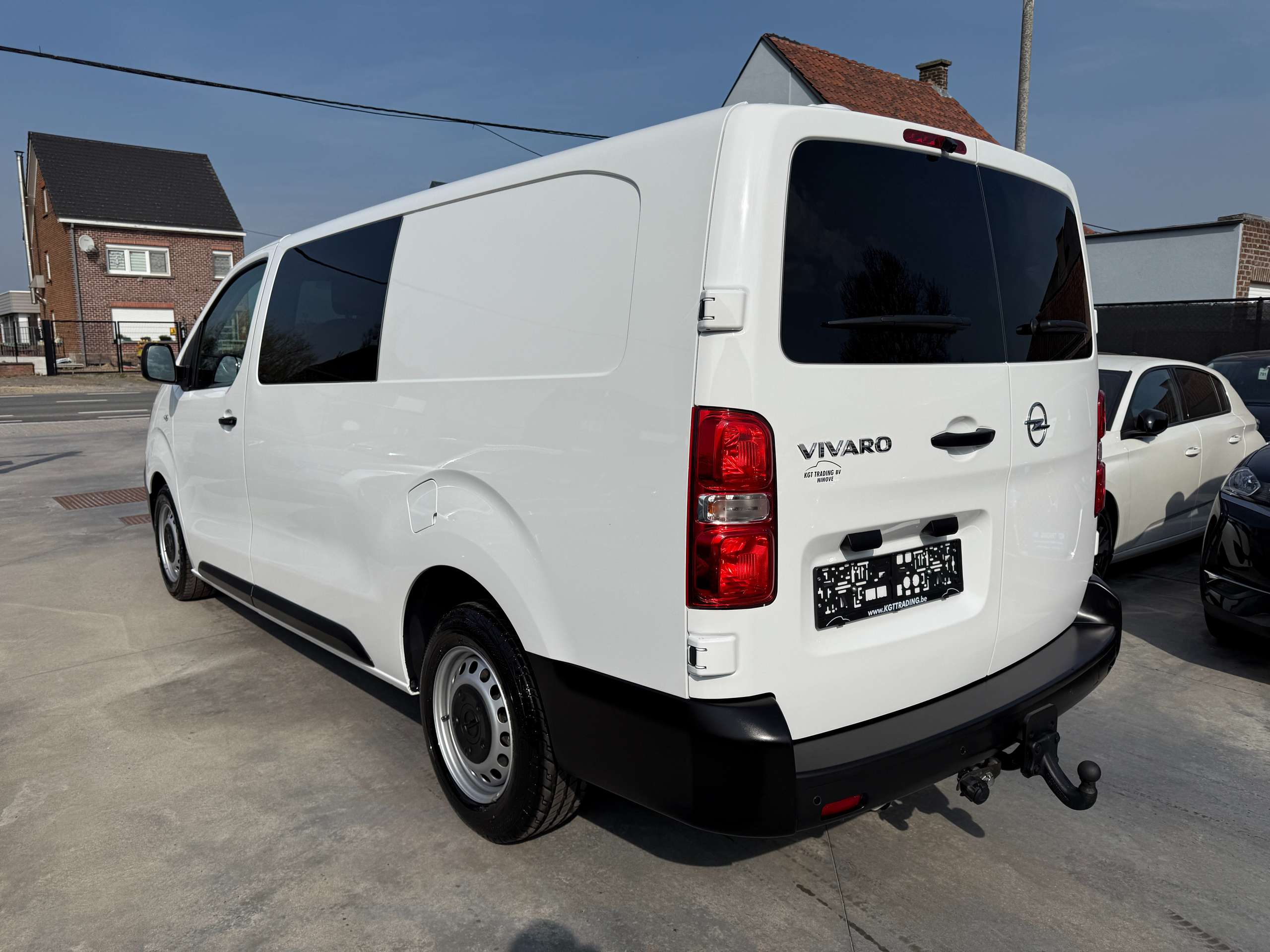 22548af1-f22c-43b5-ab58-ae4d5c4162fd7-opel-vivaro-2-0-cdti-dubbel-cabine-5-zit-navigatie-camera-a-c.jpg