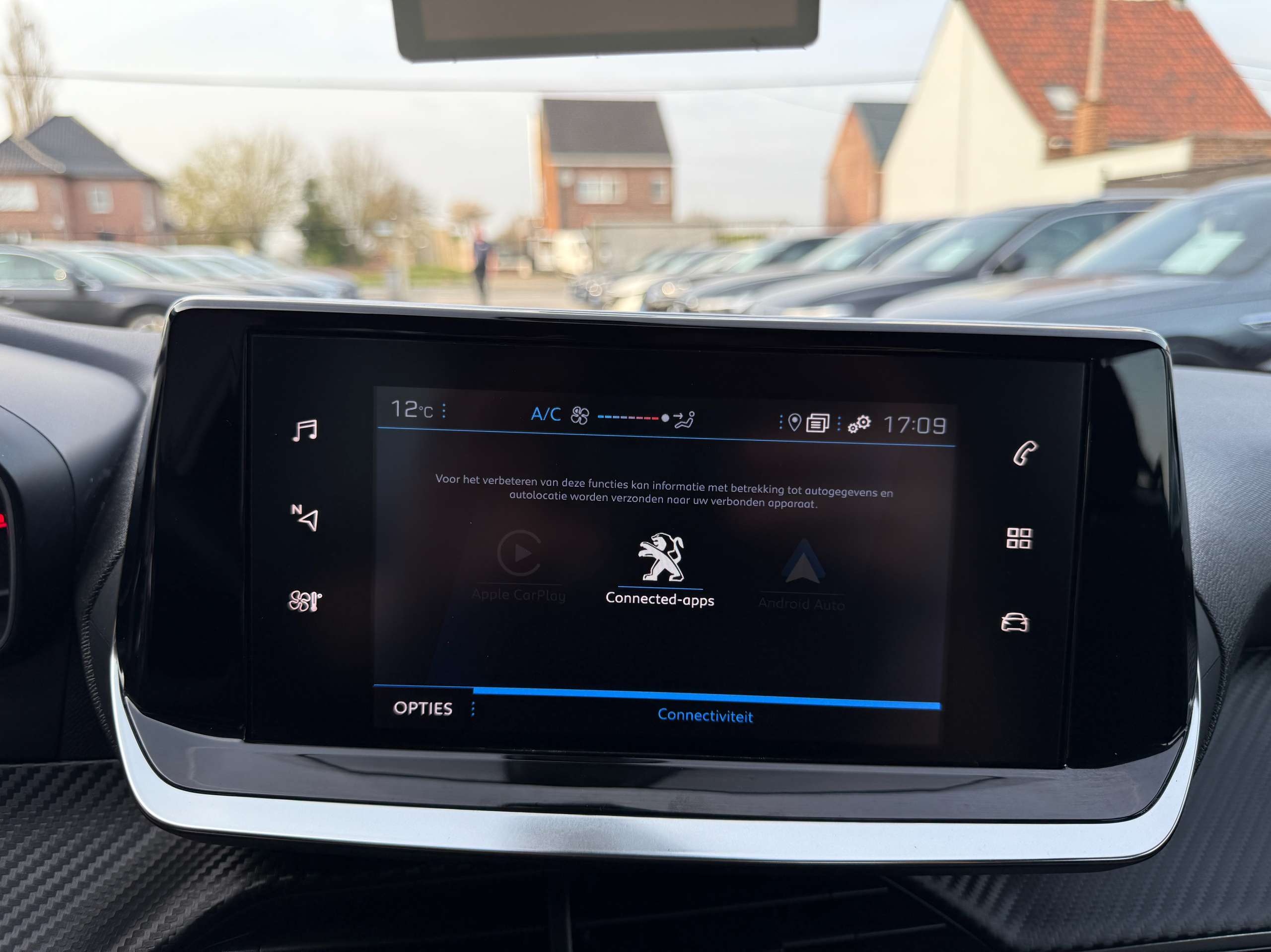 2ee81633-1148-4296-8cfa-8679d047c7d419-peugeot-2008-1-2i-101pk-navigatie-camera-carplay-dab-bluetooth.jpg