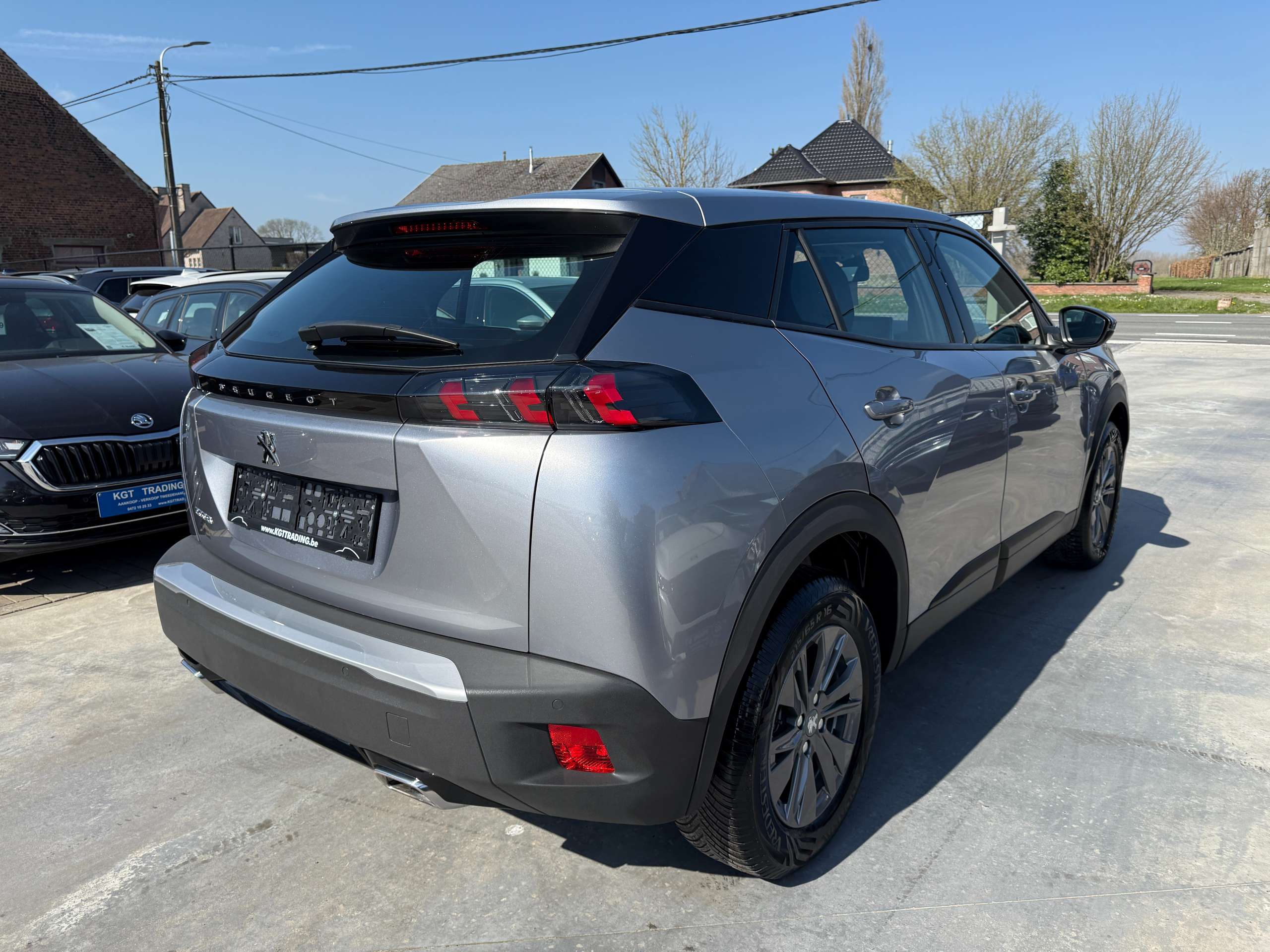 3d4f926f-5624-4b2b-82e7-2deefc05a8c55-peugeot-2008-1-2i-130pk-automaat-full-led-navigatie-carplay-alu.jpg