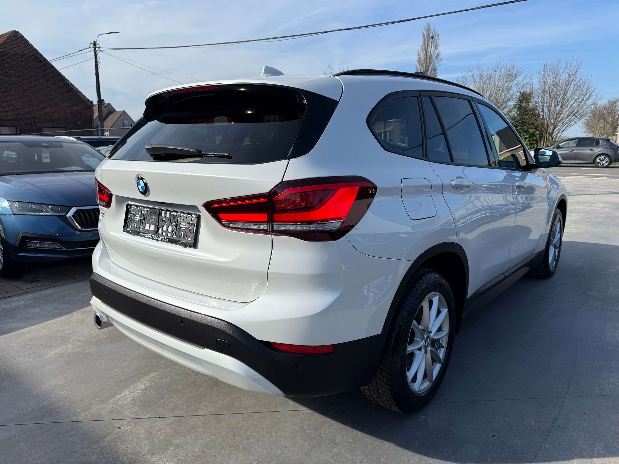 3dfa8177-c54d-4632-beb6-19f5fa2372005-bmw-x1-1-5i-automaat-full-led-navi-camera-head-up-dab-pdc.jpg