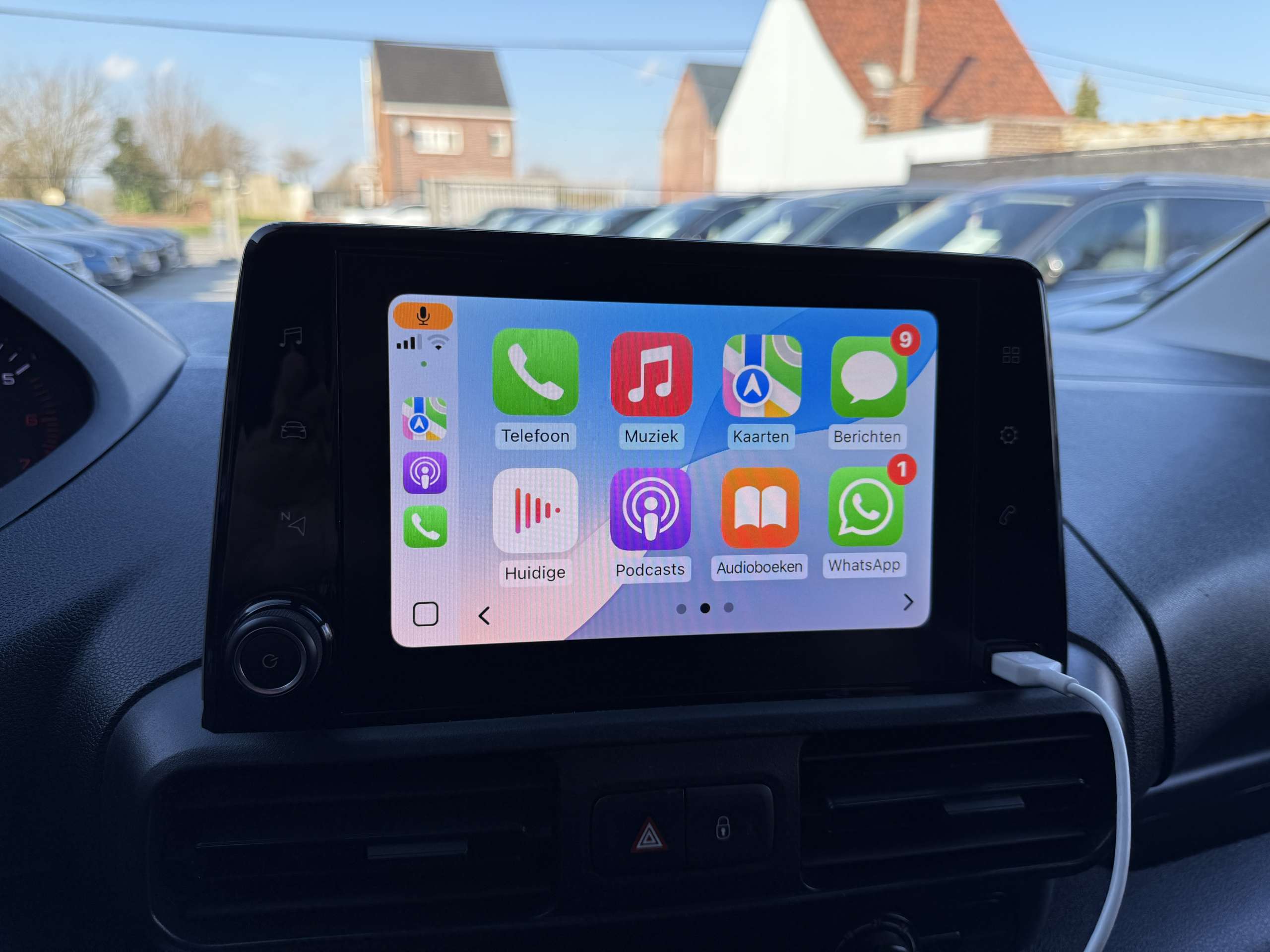 7621dc6b-ba0a-4683-8921-a192148c157d37-peugeot-partner-1-5-bluehdi-xl-l2-3-zit-navi-pdc-carplay-dak-rek.jpg