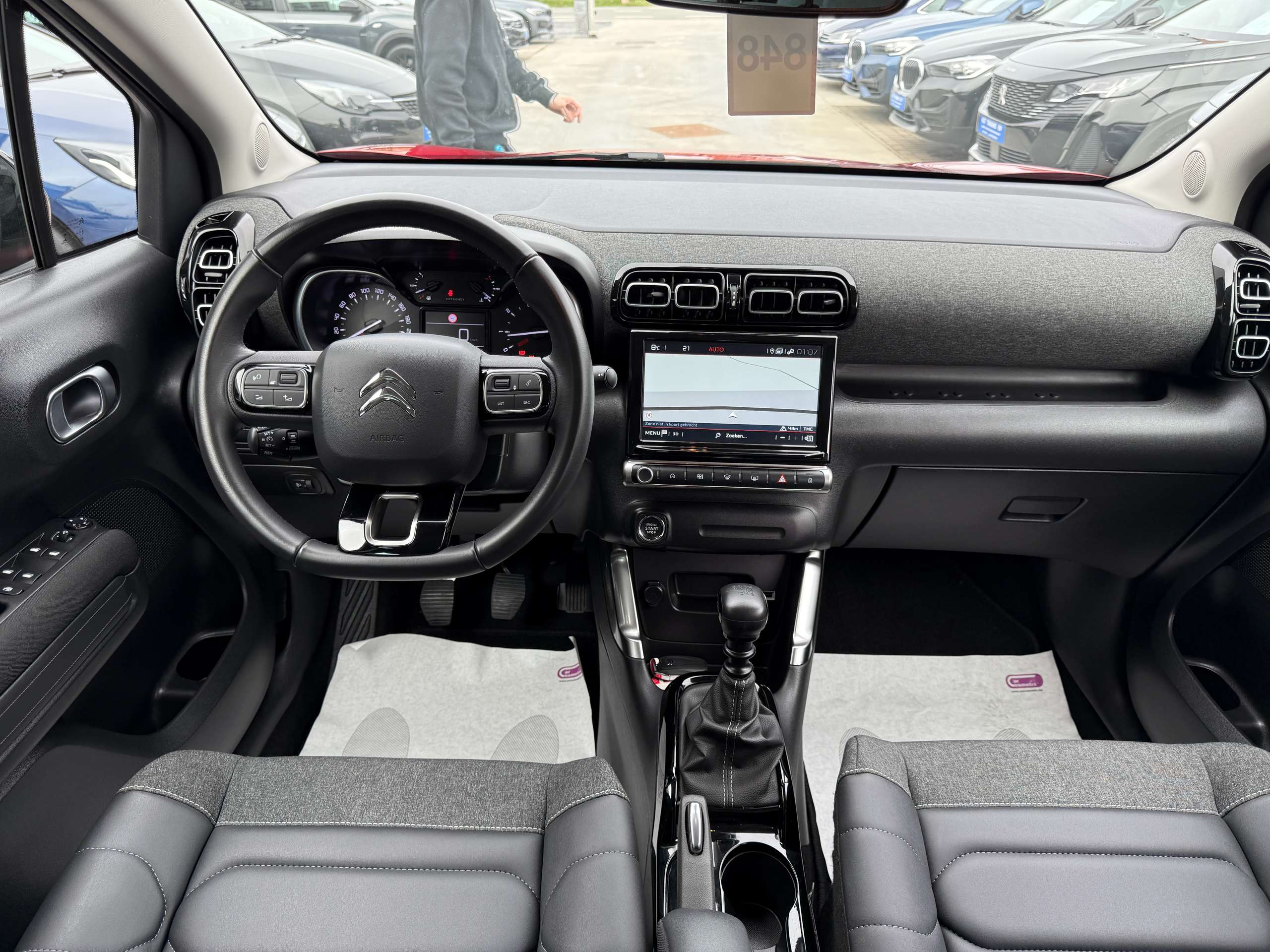 a6313542-882d-4de8-a147-2a98a0e5003e31-citroen-c3-aircross-1-2i-110pk-facelift-zwart-leder-camera-navi-led.jpg