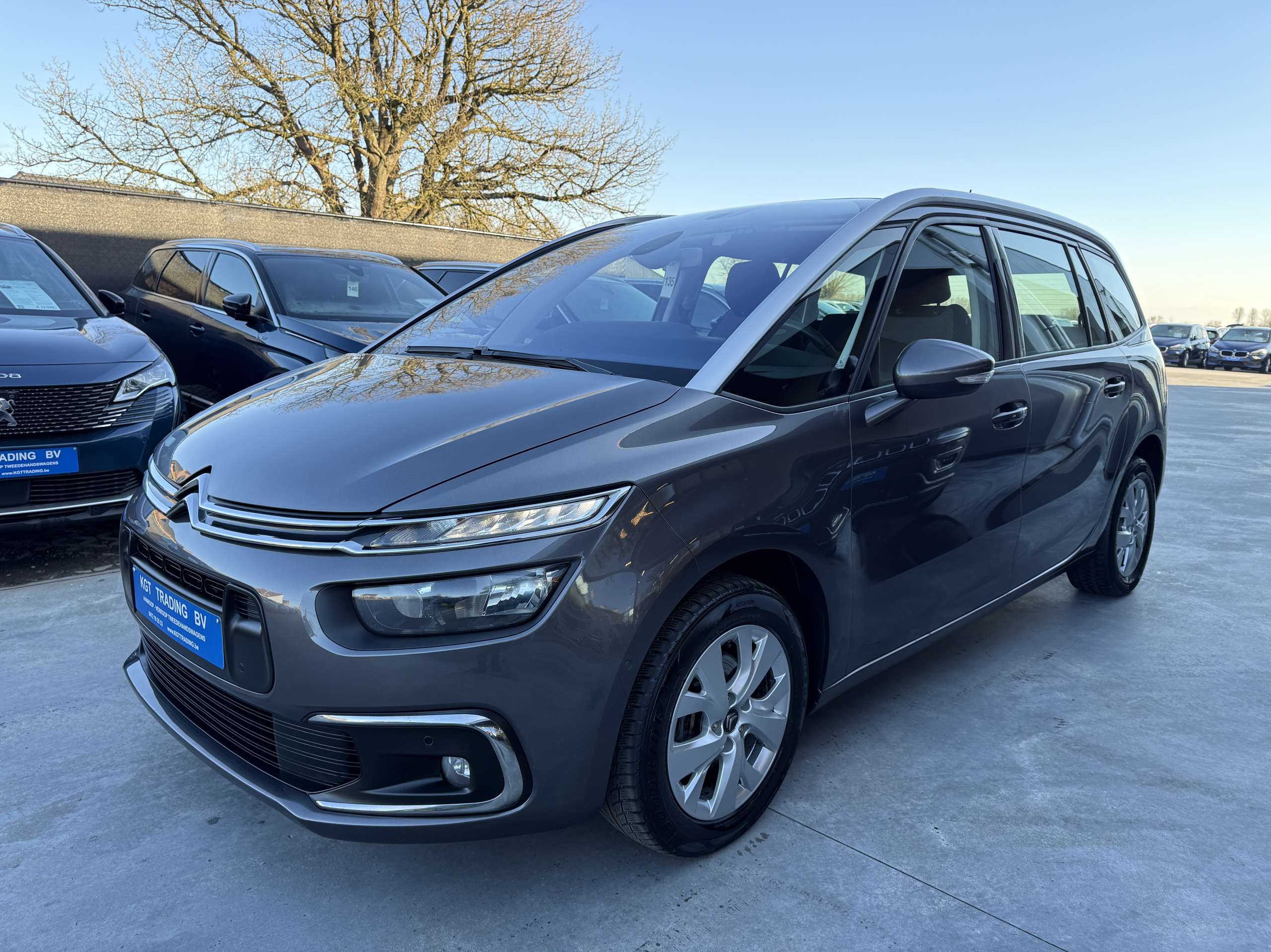 d3dfb57f-58f7-47e9-9c14-e92230c031119-citroen-grand-c4-spacetourer-1-2i-130pk-7-zetels-facelift-camera-navi-carplay.jpg