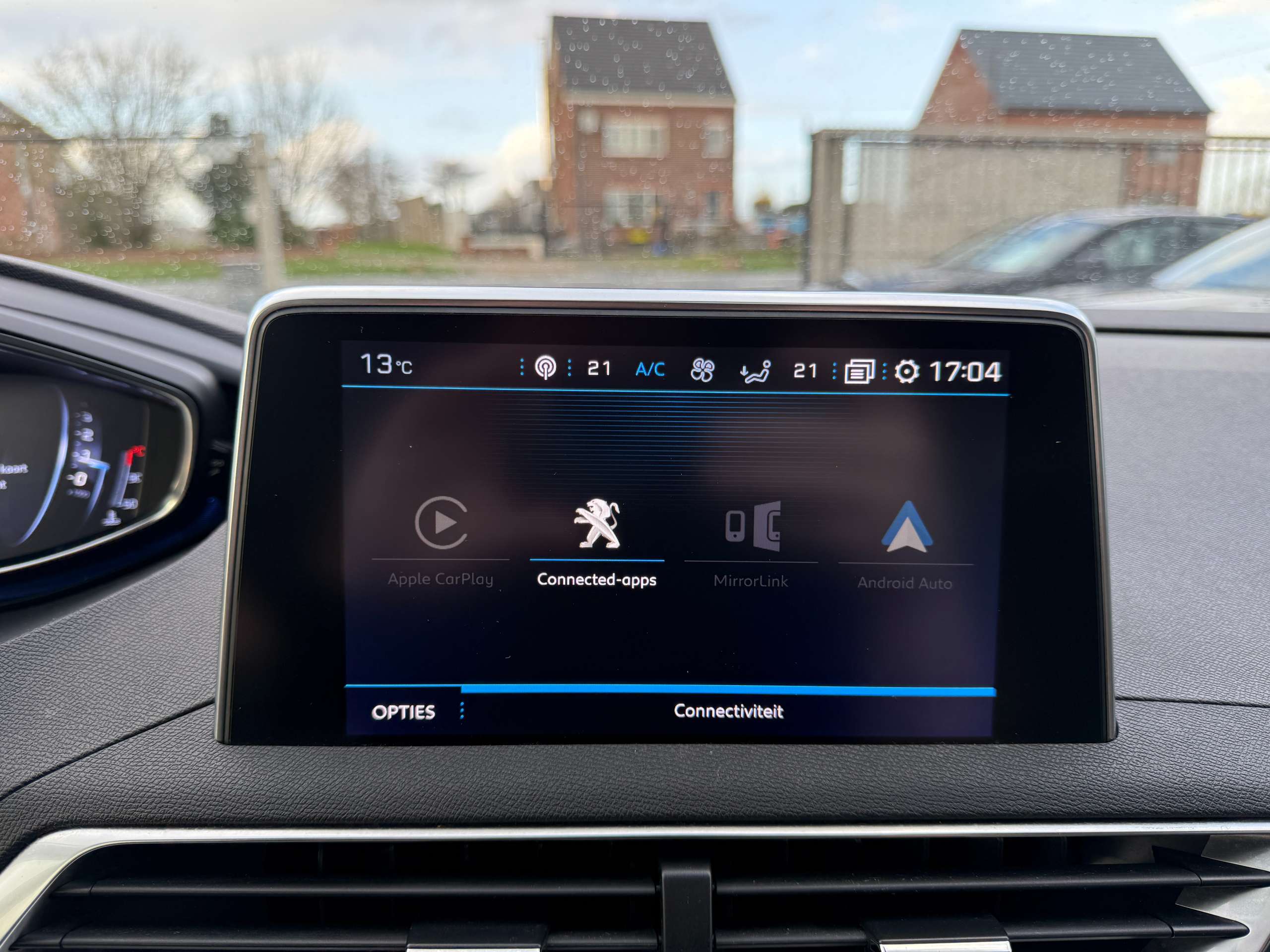 f66de6de-b0d5-4dd3-bd70-623ae3e7d4ad19-peugeot-3008-1-2i-130pk-automaat-navi-leder-carplay-lane-assist.jpg
