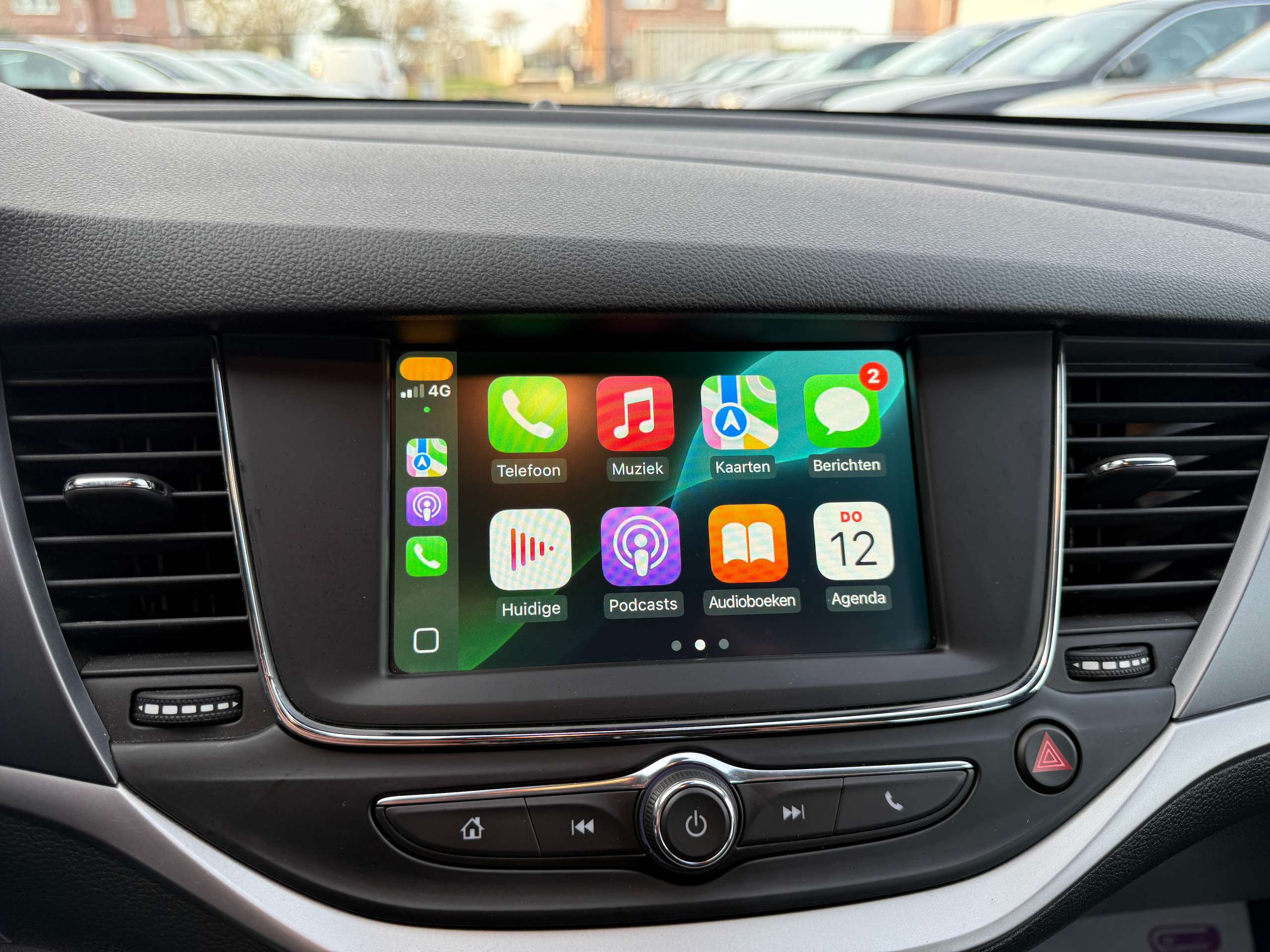 fe10b170-ddf5-45a8-8b8d-4abf096cd01b23-opel-astra-1-2i-tourer-navigatie-carplay-full-led-pdc-alu.jpg