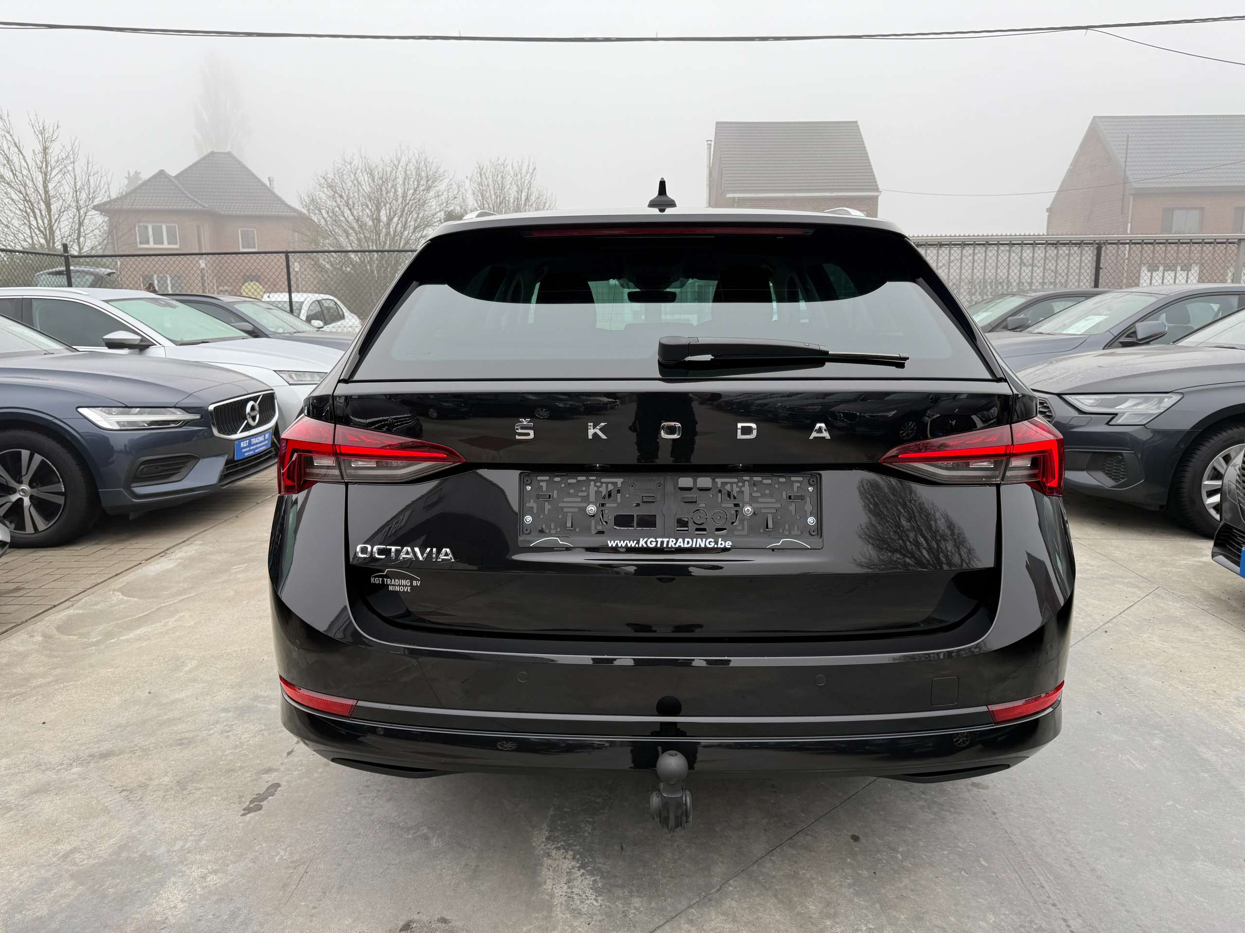 0692bb26-2023-4e2b-aadb-ea67397836cc6-skoda-octavia-1-0-tsi-full-led-navi-carplay-dab-adaptieve-cruise.jpg