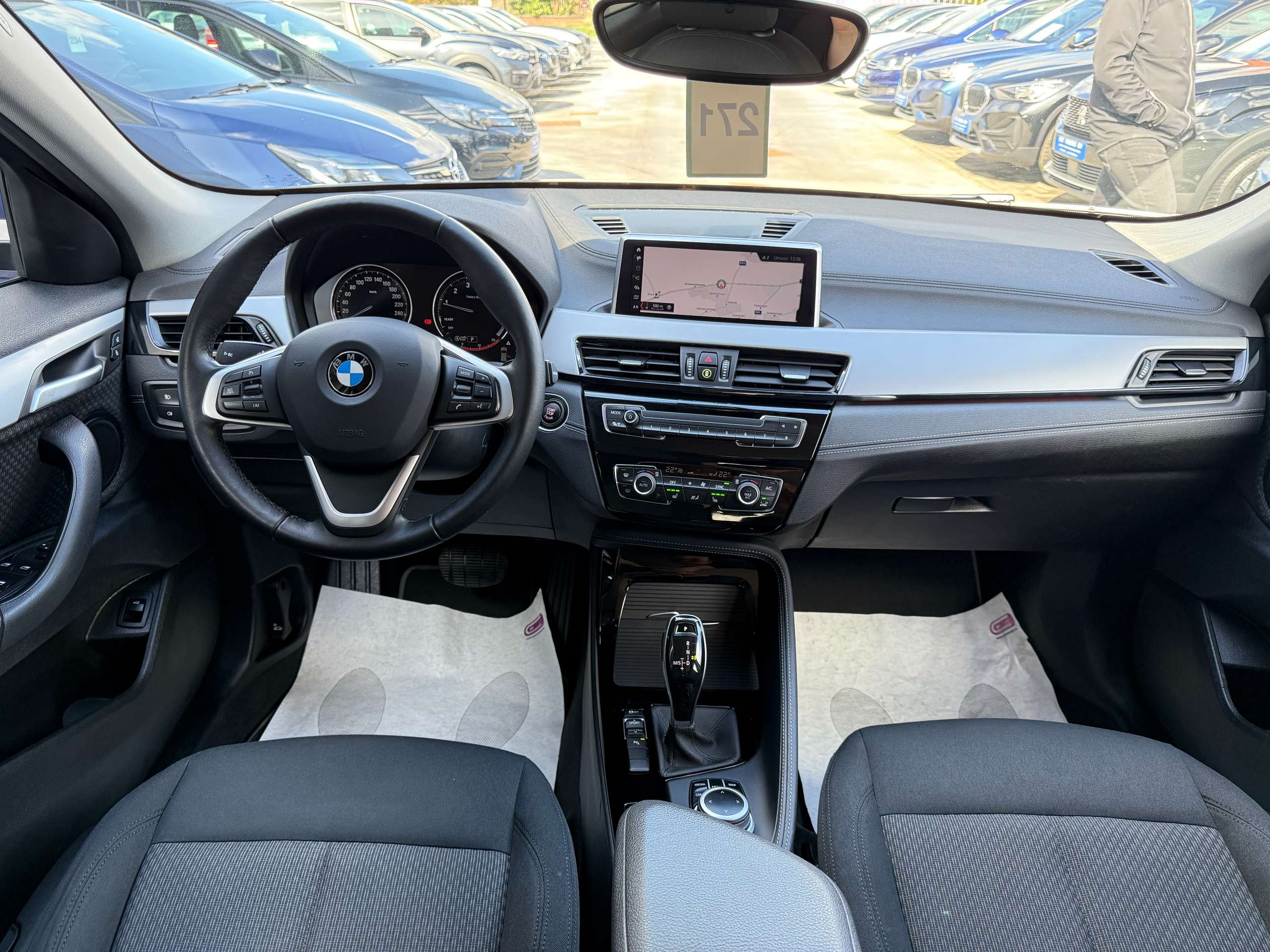 3181bf87-0ca2-436d-8a25-f38ca0207c1b33-bmw-x2-1-5i-136pk-automaat-navigatie-zetelverwarming-pdc.jpg