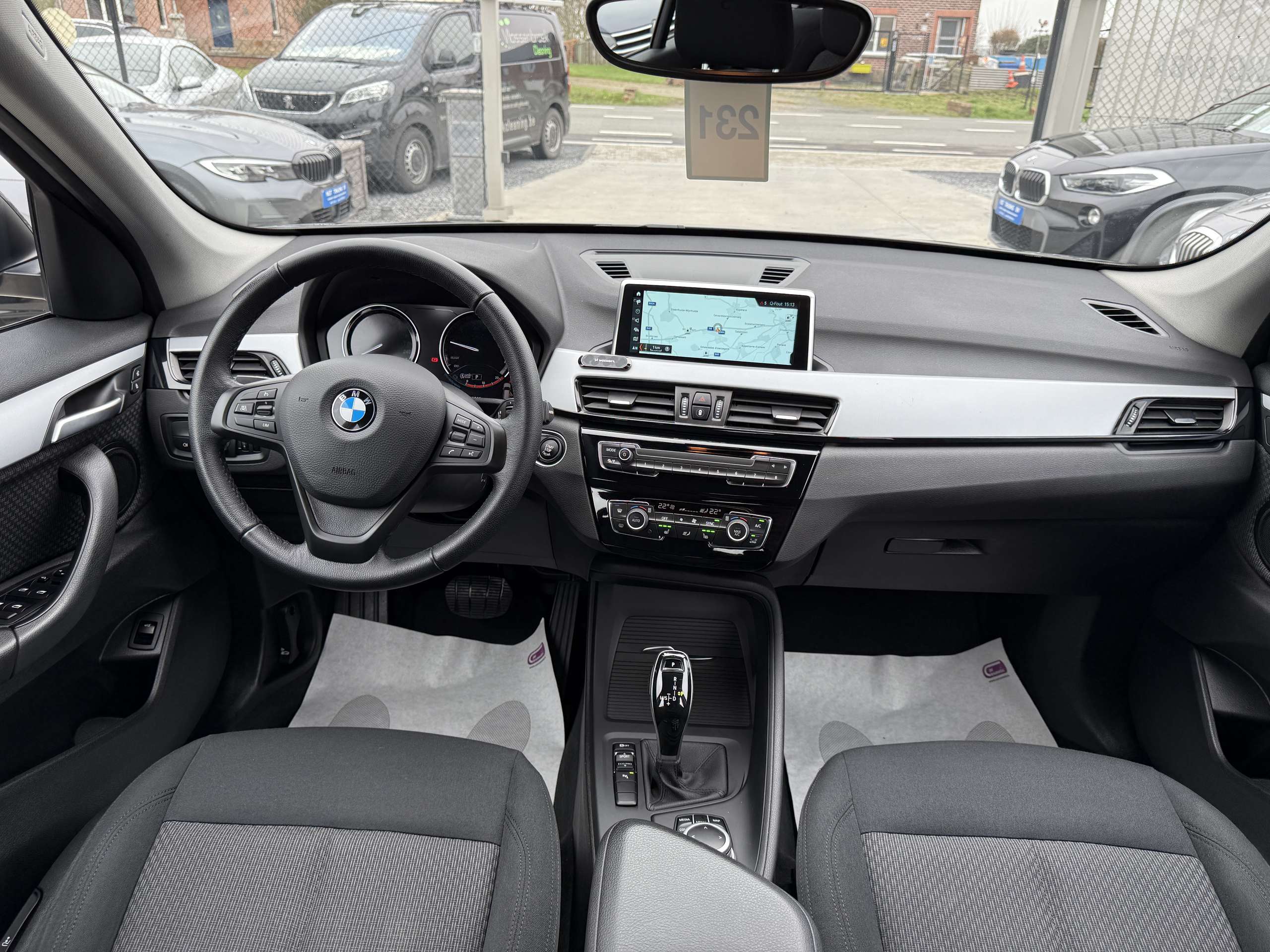 3b233994-a2b5-4f01-9e72-951e1d6097bb27-bmw-x1-1-5i-automaat-navigatie-camera-dab-bluetooth-pdc.jpg