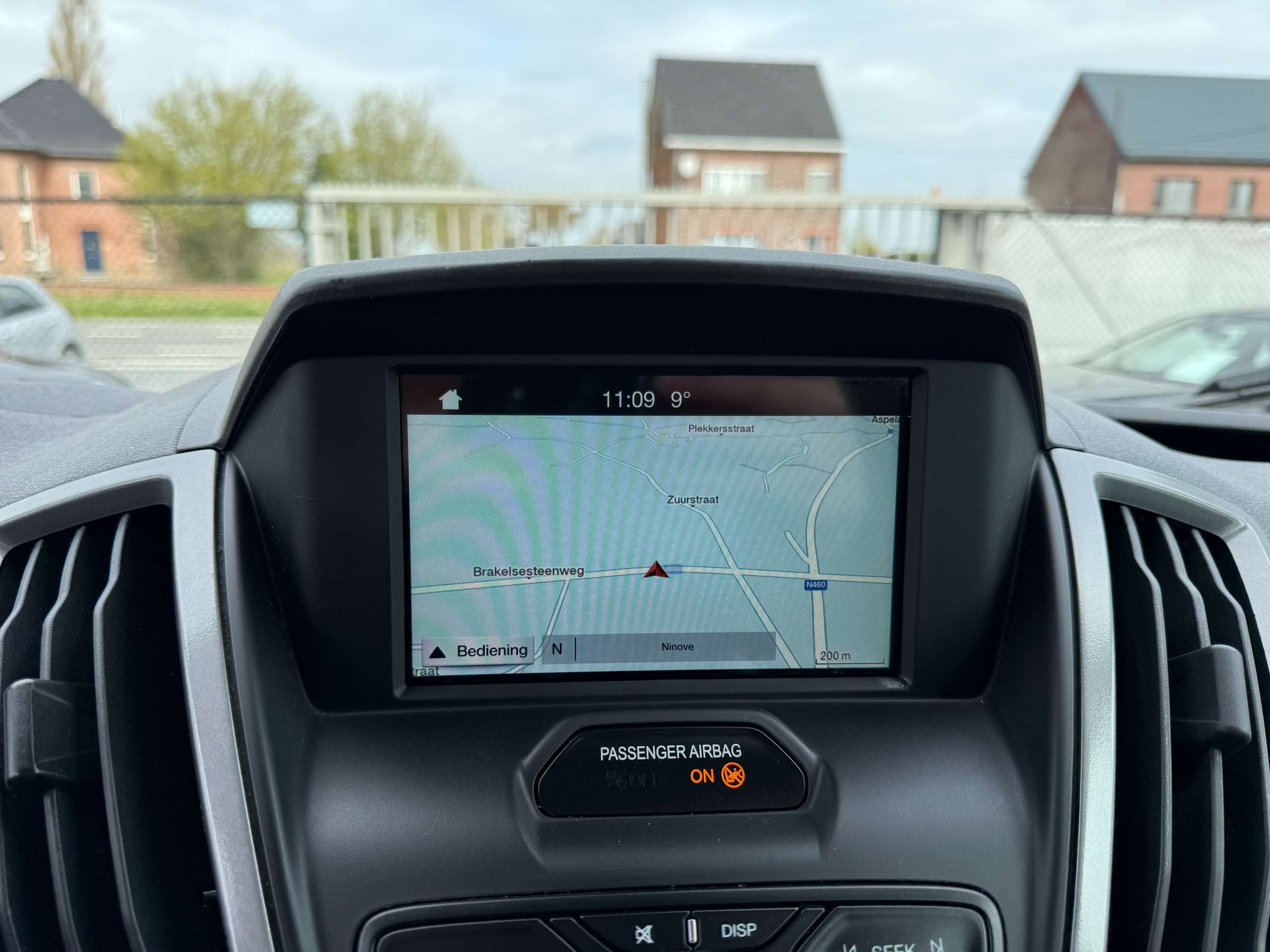 48afd479-b8b3-450a-9de8-65c8f616976b19-ford-transit-2-0-tdci-rolstoellift-navigatie-camera-pdc-carplay.jpg