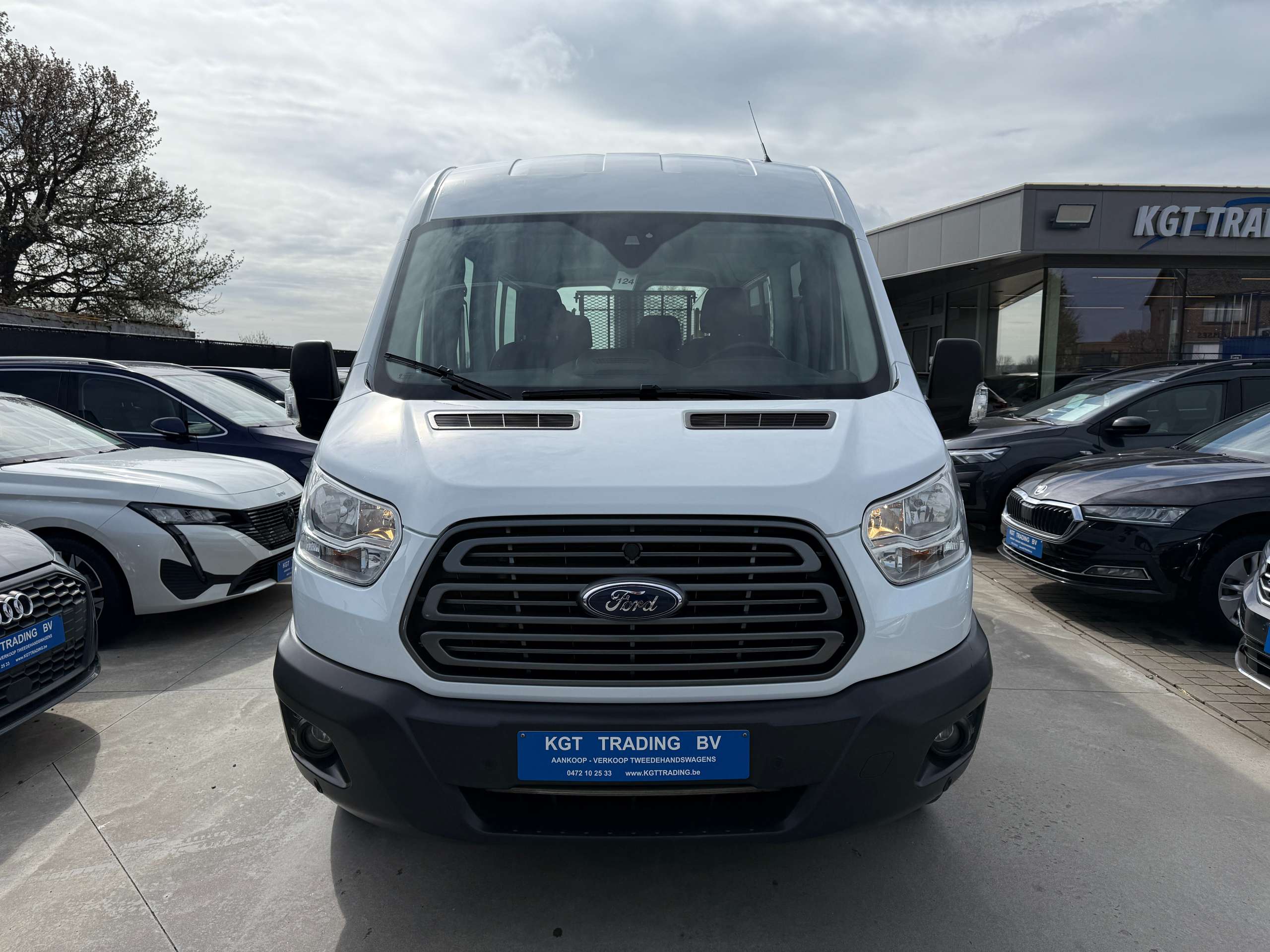 48afd479-b8b3-450a-9de8-65c8f616976b2-ford-transit-2-0-tdci-rolstoellift-navigatie-camera-pdc-carplay.jpg