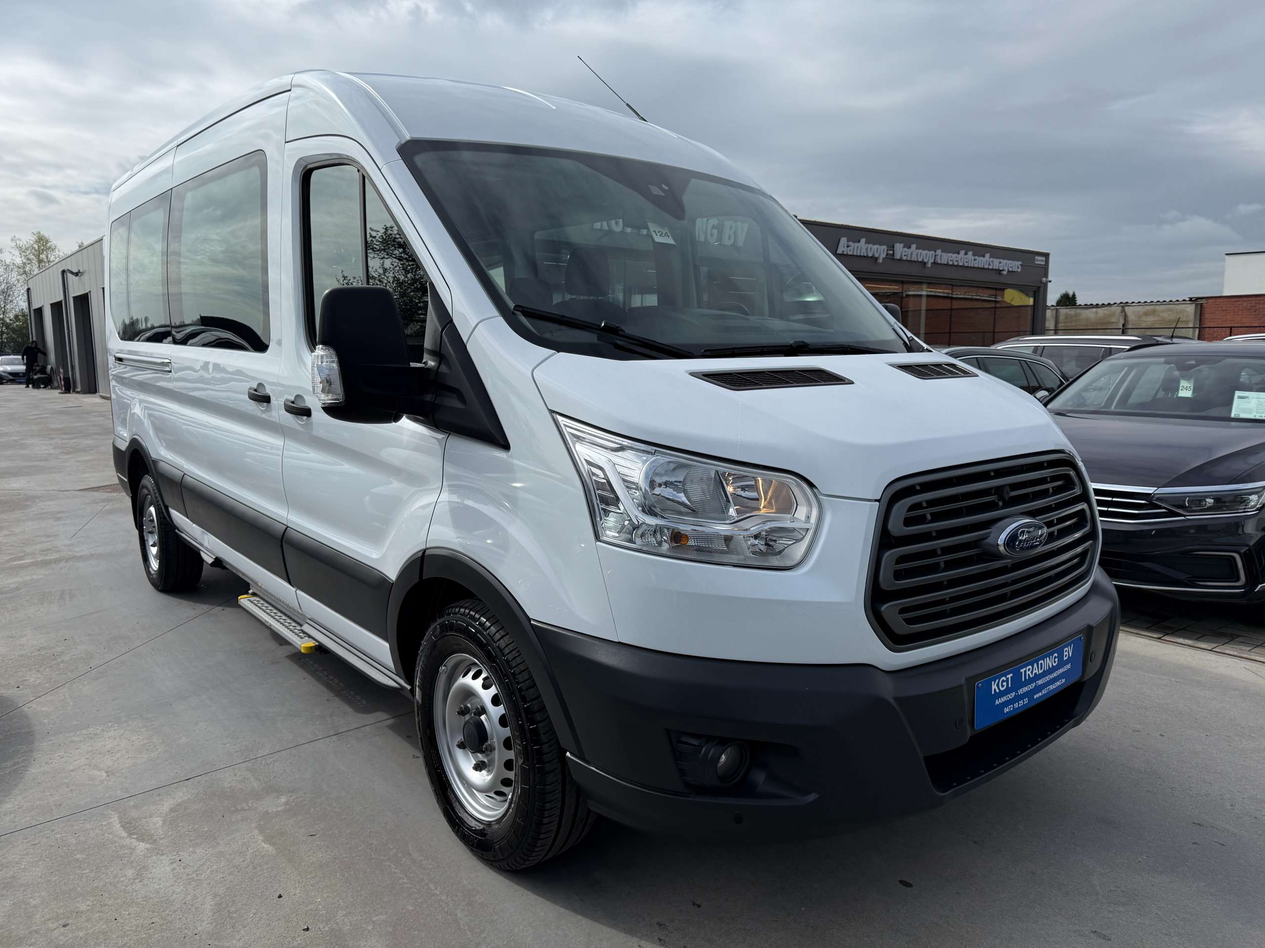 48afd479-b8b3-450a-9de8-65c8f616976b3-ford-transit-2-0-tdci-rolstoellift-navigatie-camera-pdc-carplay.jpg