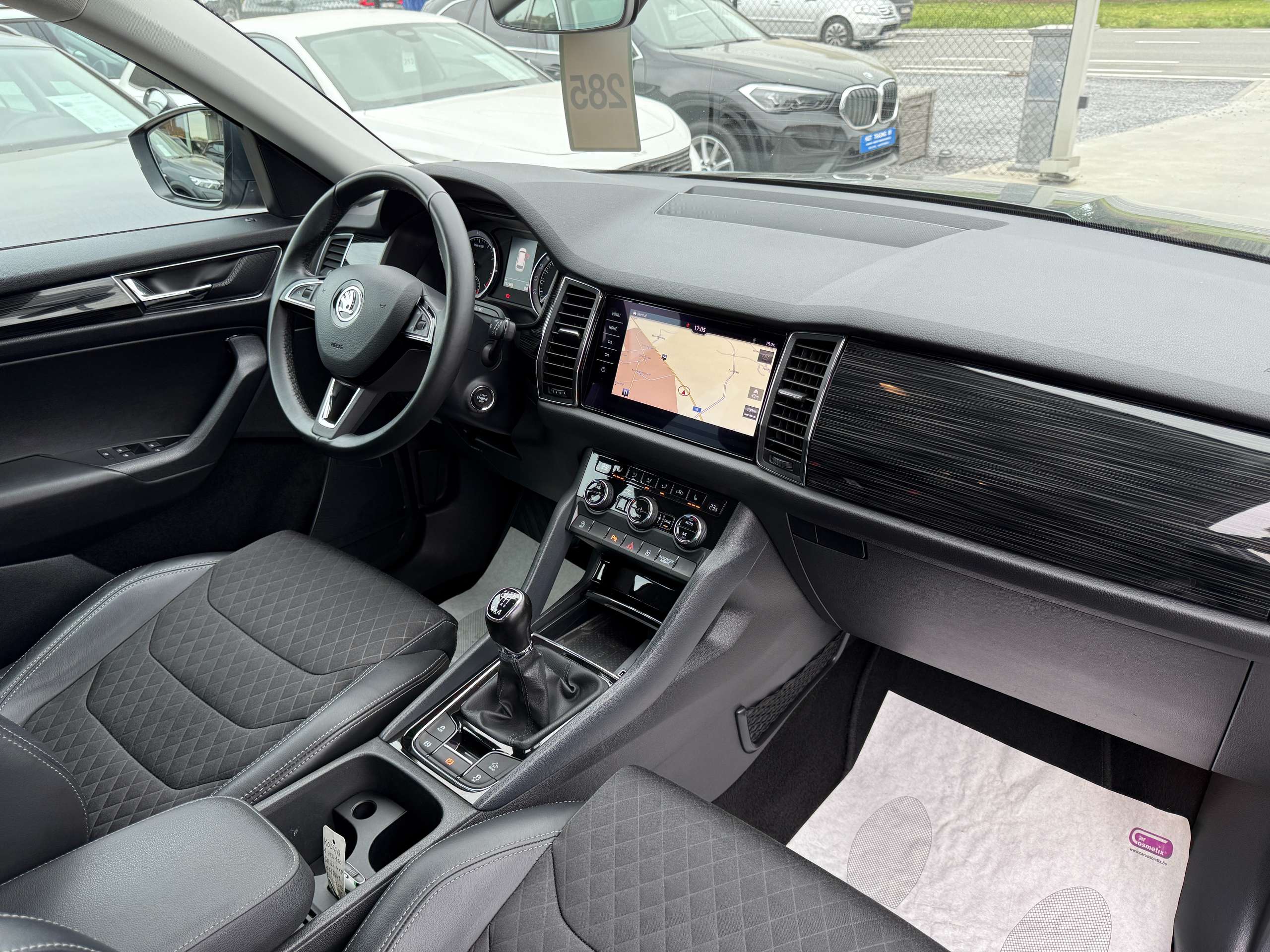 696c9925-aef3-4831-bf7f-8e686c03168731-skoda-kodiaq-1-4-tsi-4x4-navi-leder-camera-xenon-carplay-led.jpg
