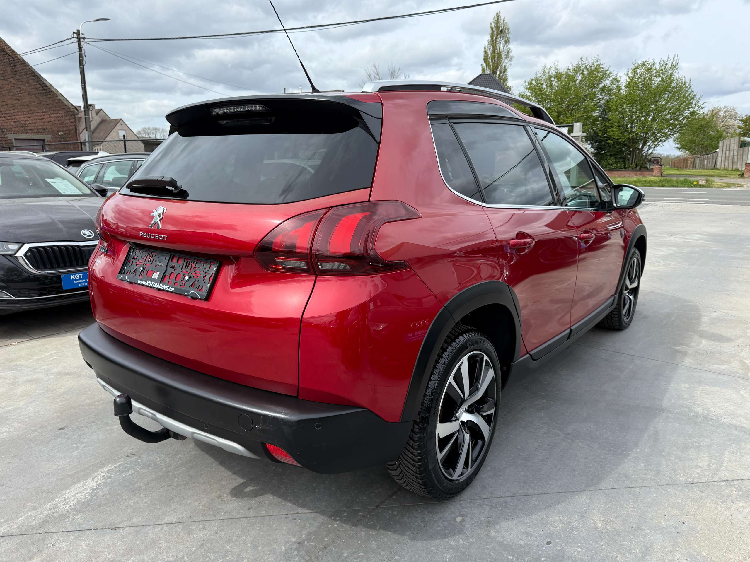 78bb4b8a-f76c-46a9-8af2-dedb45b113e45-peugeot-2008-1-2i-110pk-automaat-crossway-navi-leder-pano-dak-camera.jpg